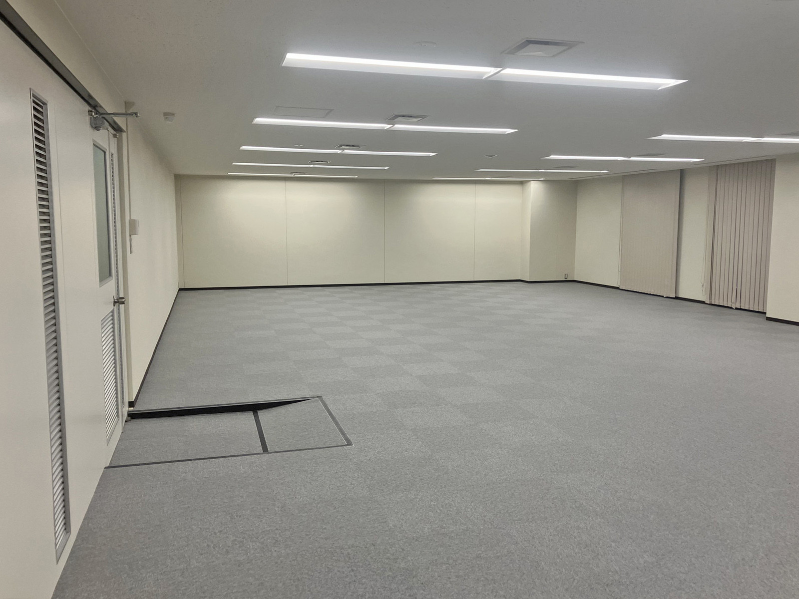 オフィス室内参考画像(7階・約56坪)