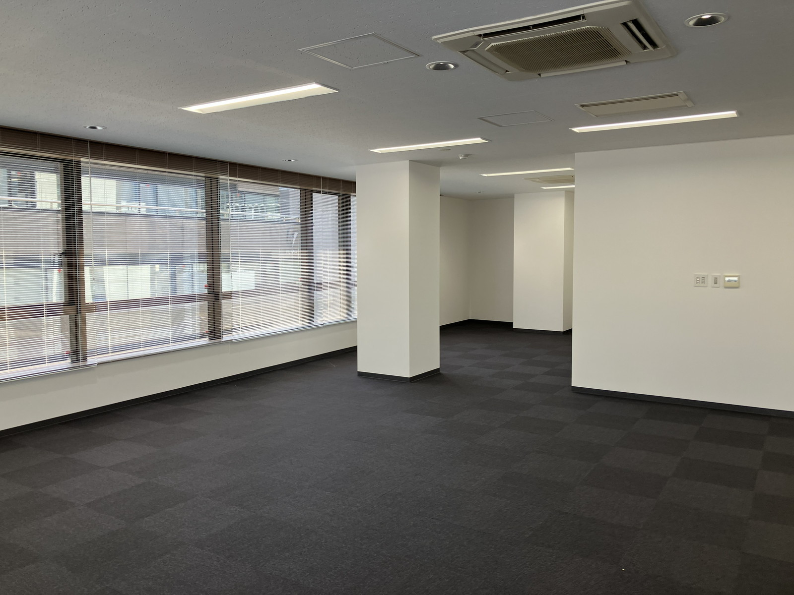 別角度の様子