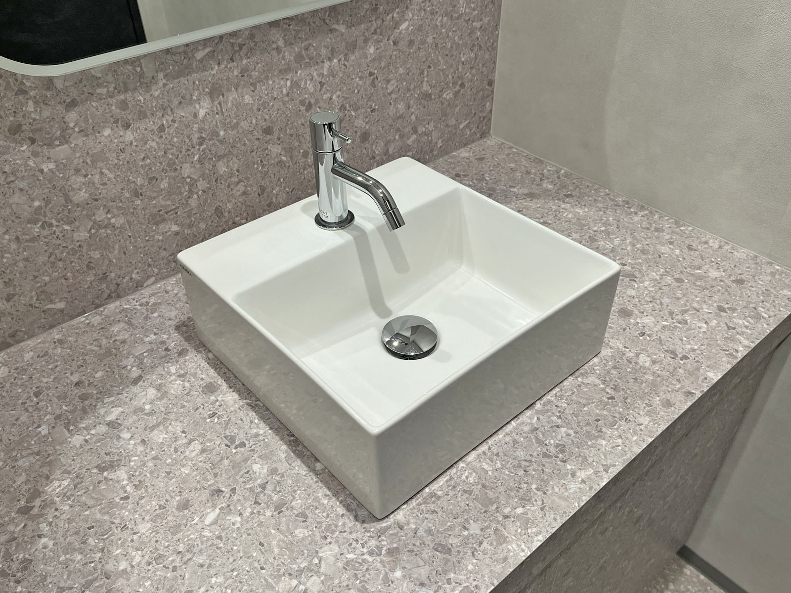 女性用トイレ洗面台