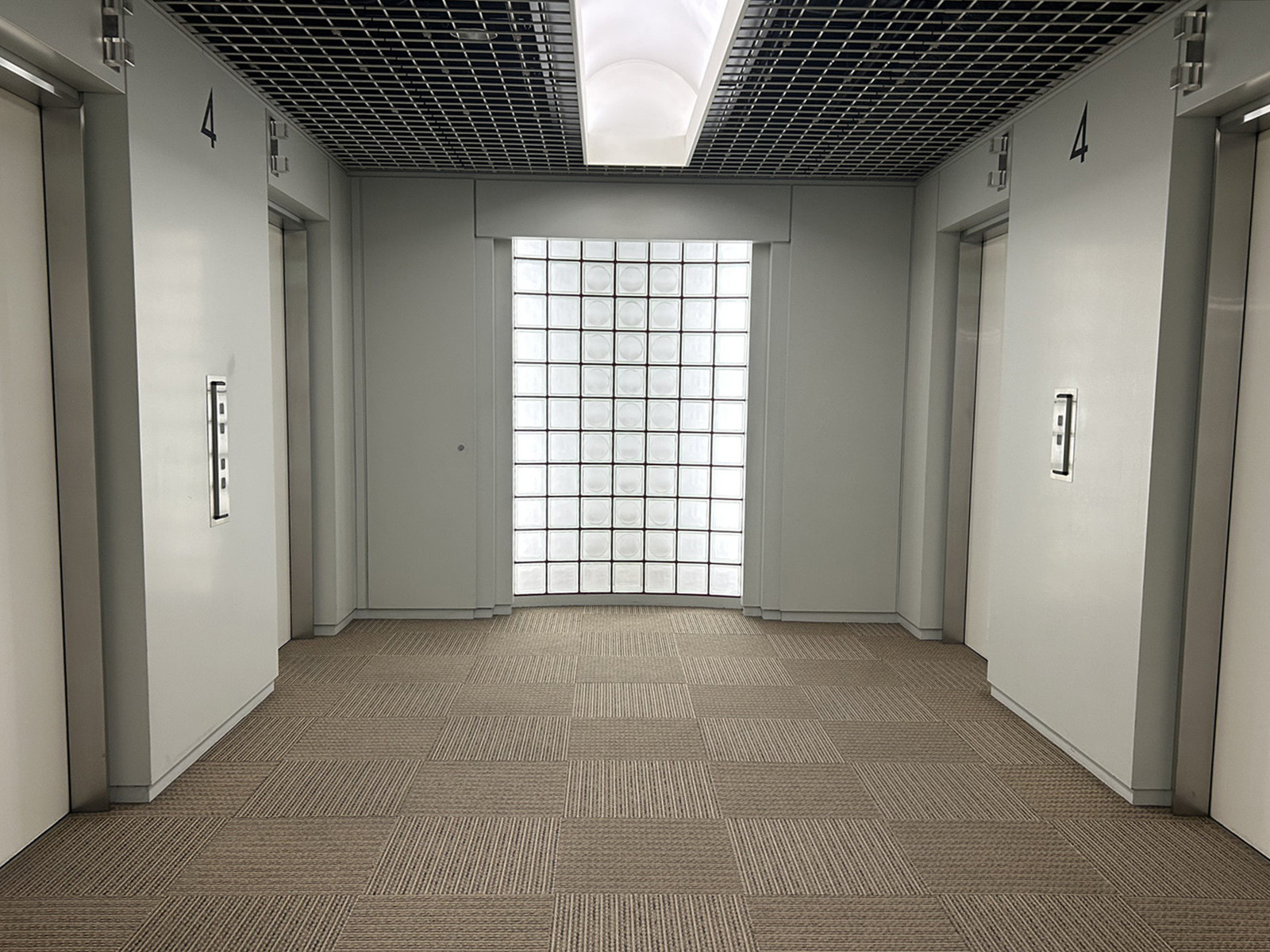 エレベーターホール