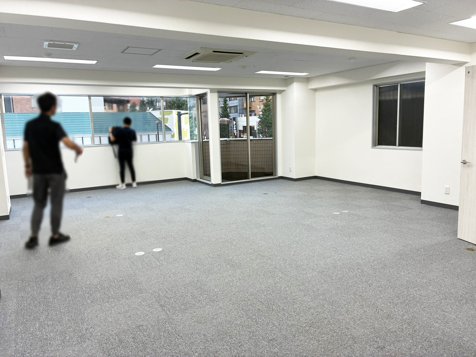 オフィス室内参考画像