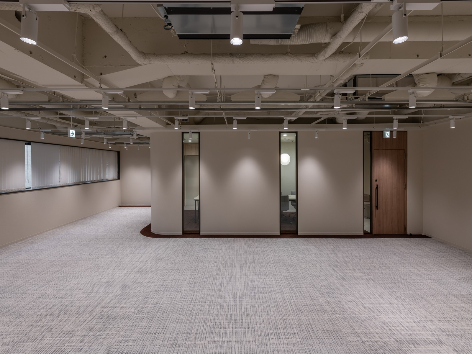 オフィス室内参考画像(6階・約38坪)
