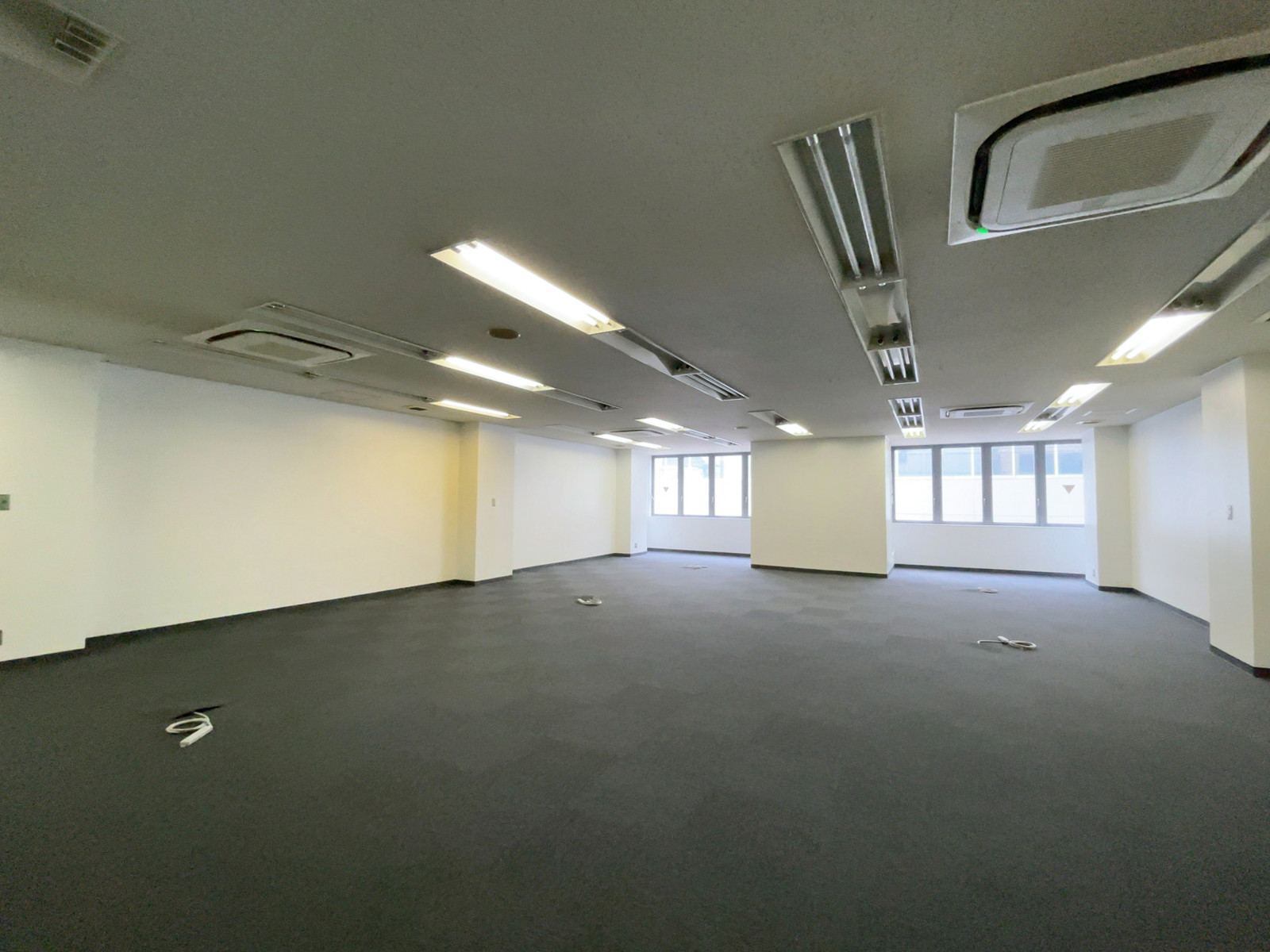 オフィス室内参考画像(3階・約45坪)