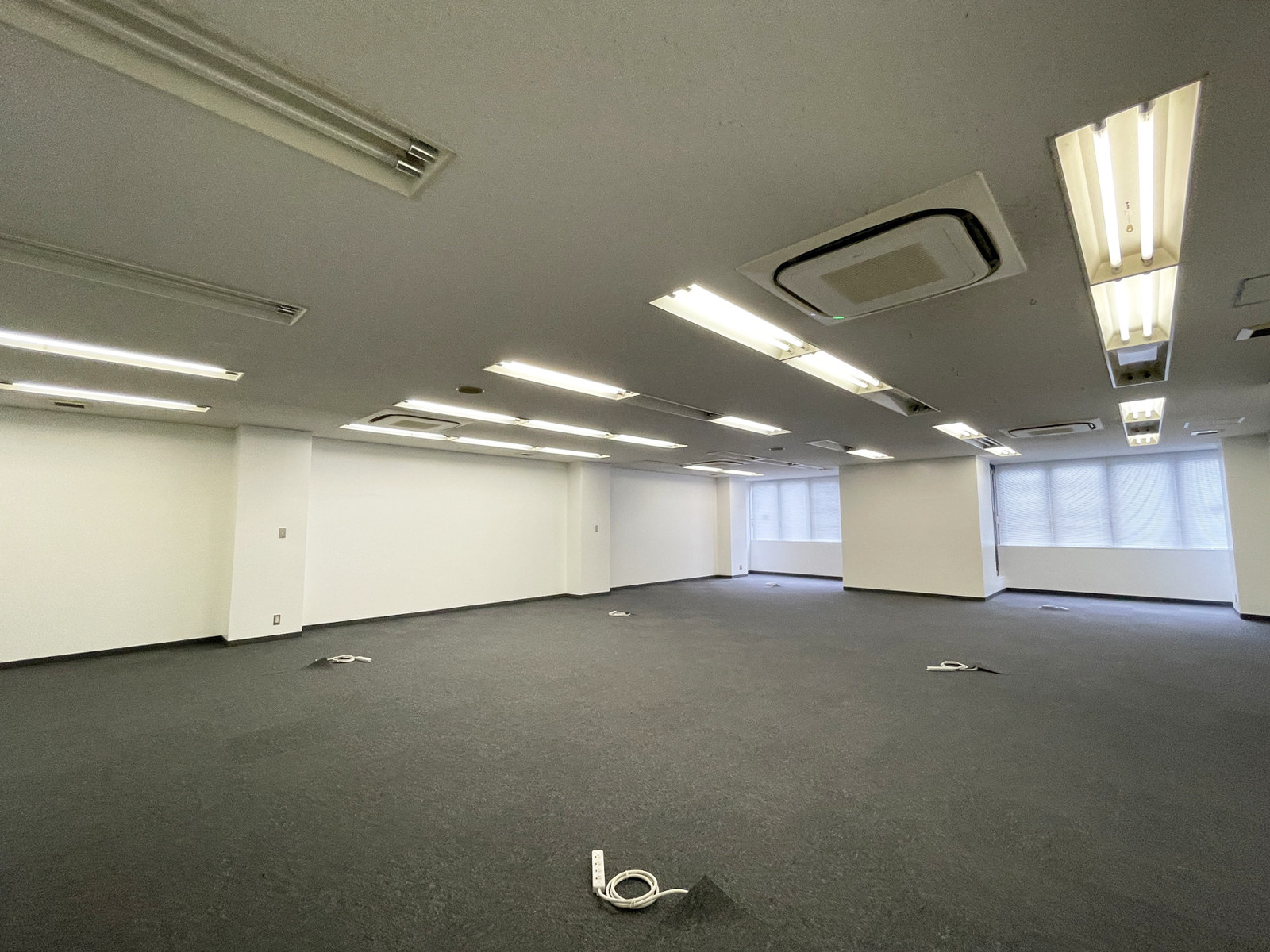 オフィス室内参考画像(5階・約45坪)