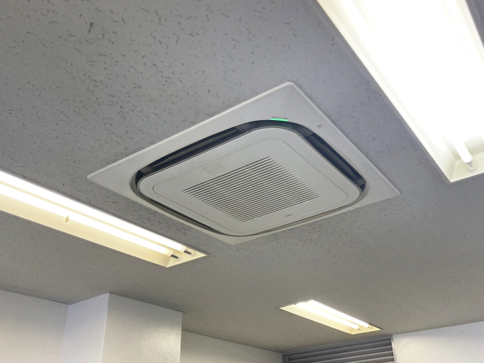 空調