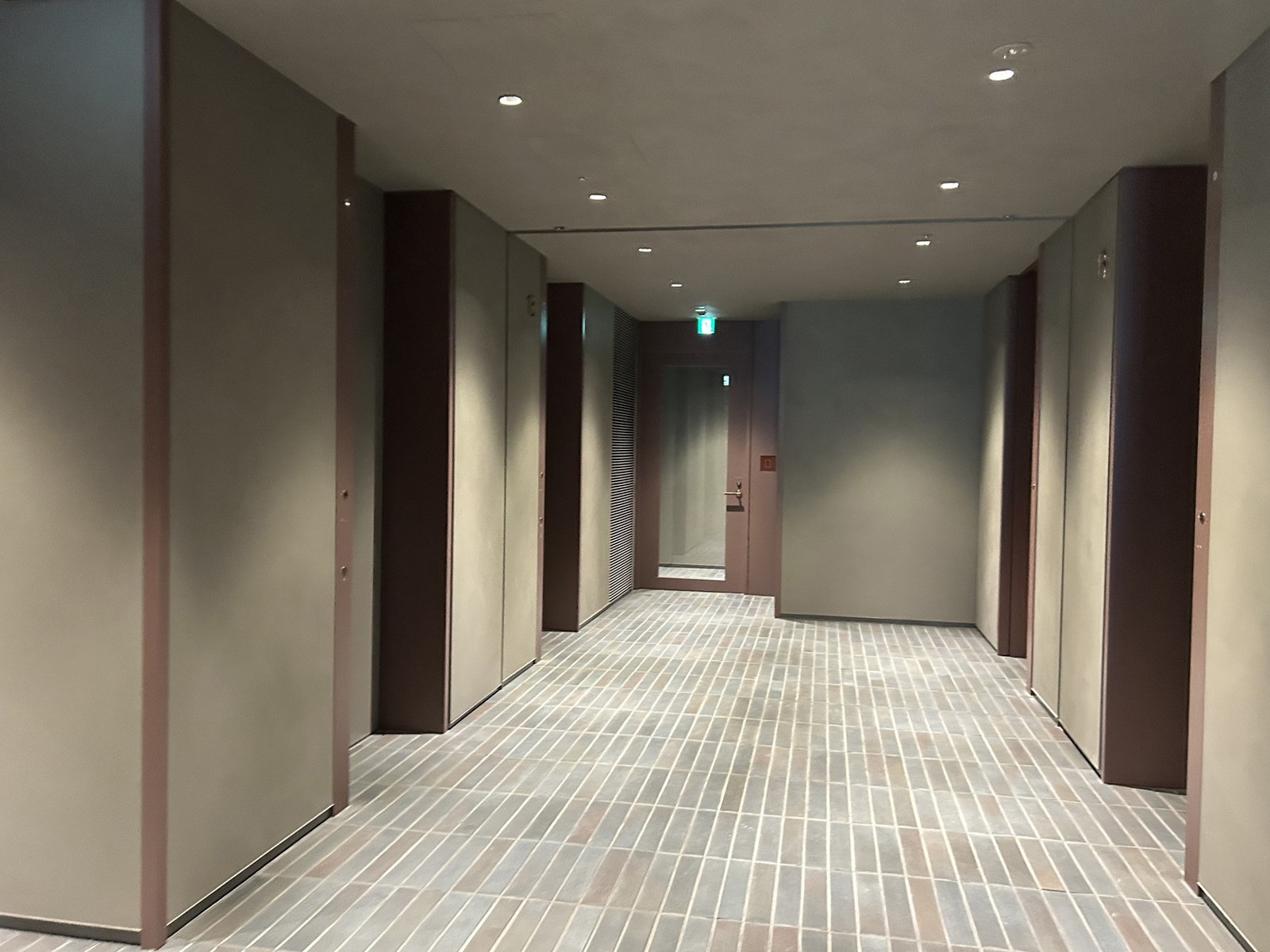 エレベーターホール