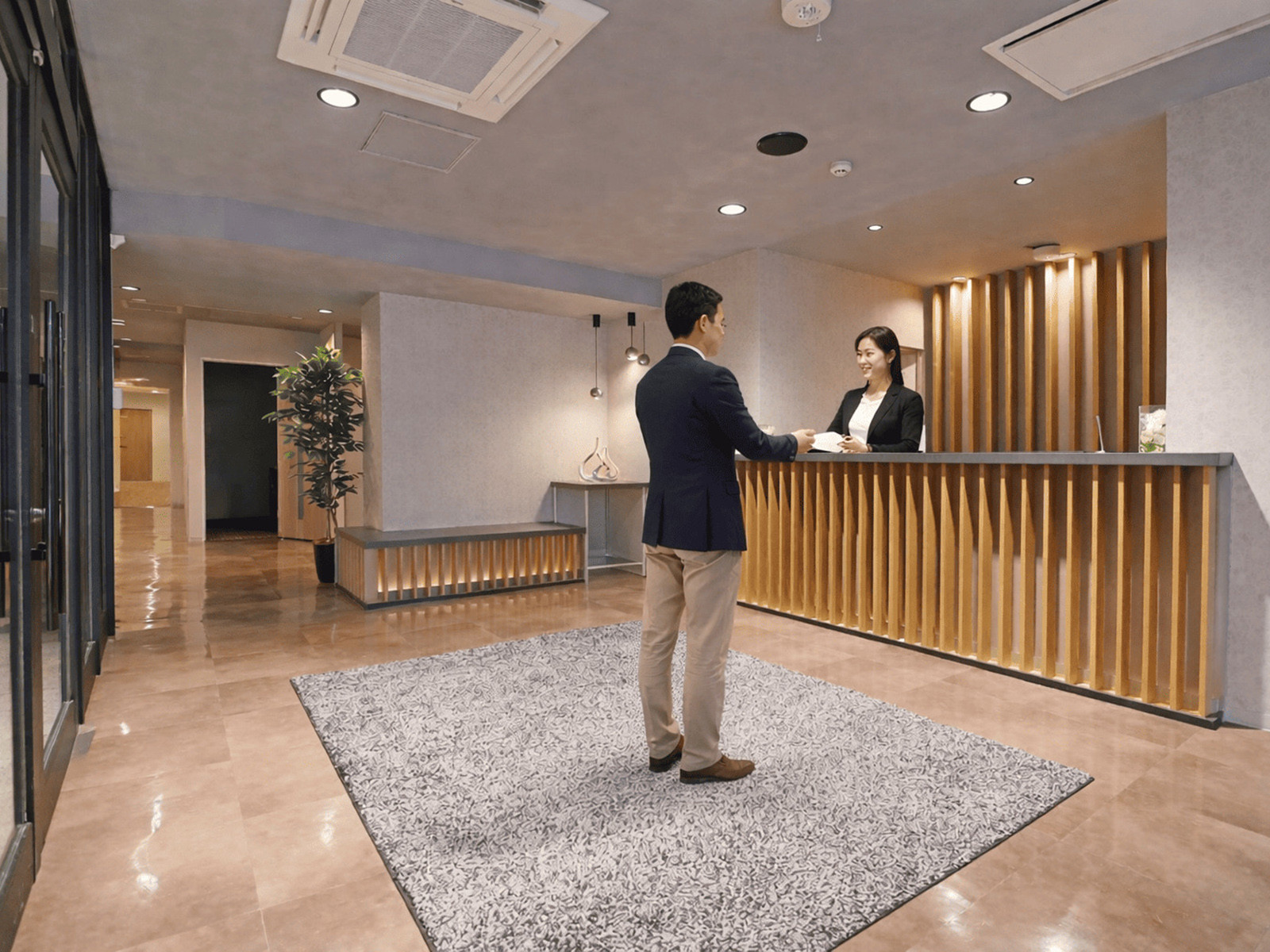 室内1