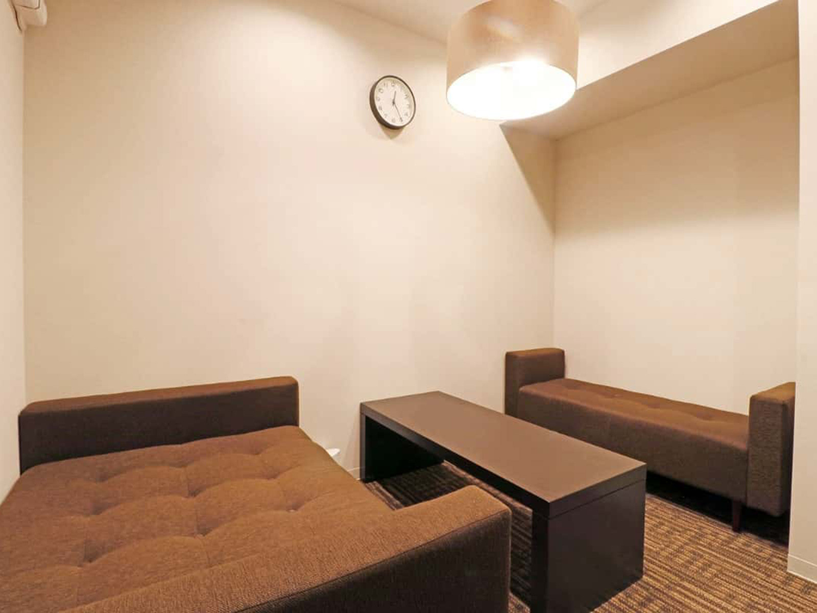室内7