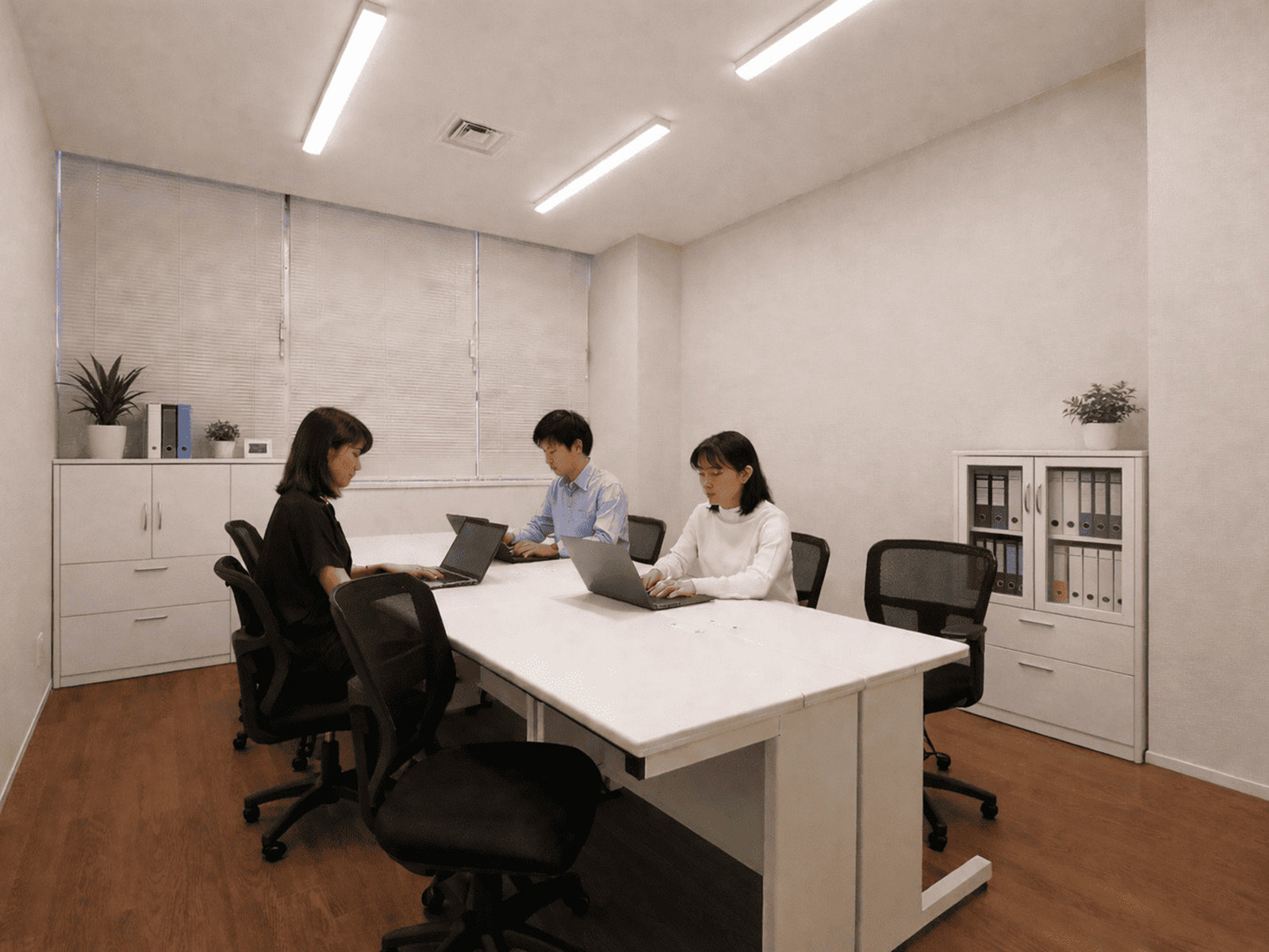 室内4