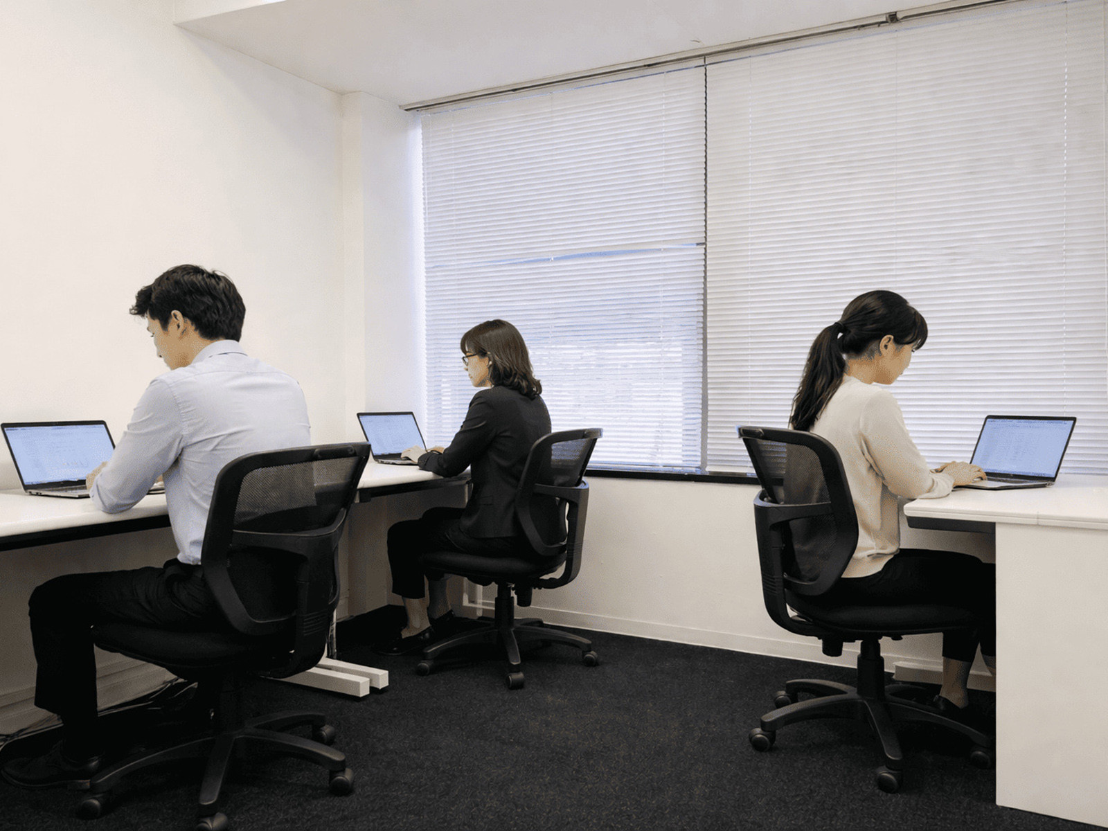 室内1