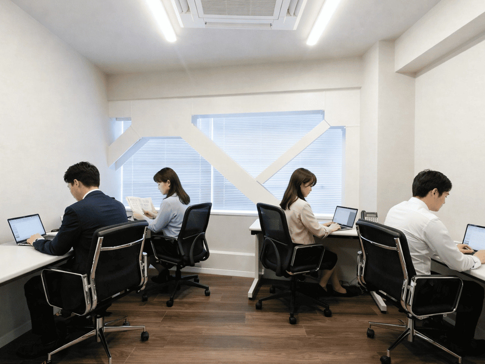 室内4
