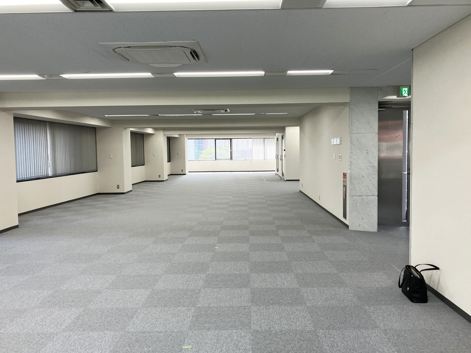 別角度の様子