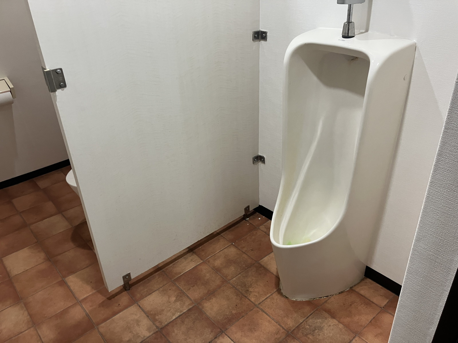 男性用トイレ