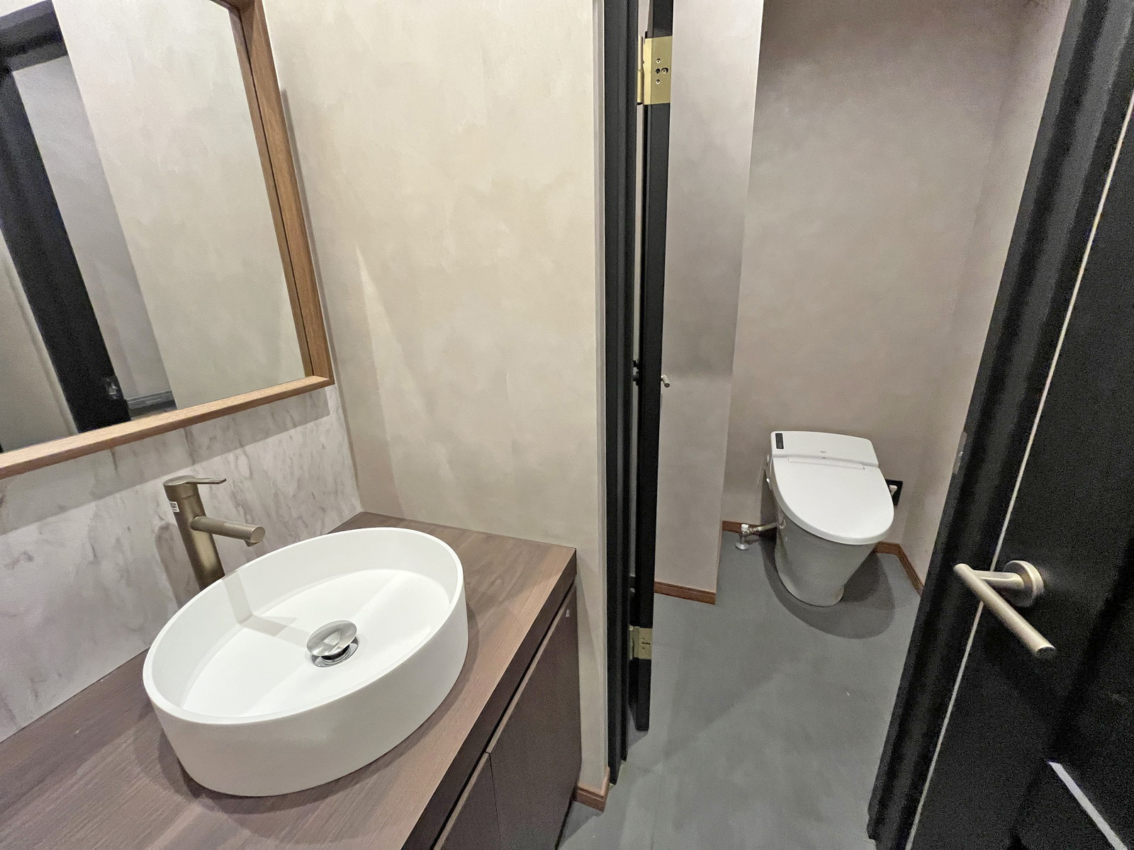 女性用トイレ全体の様子