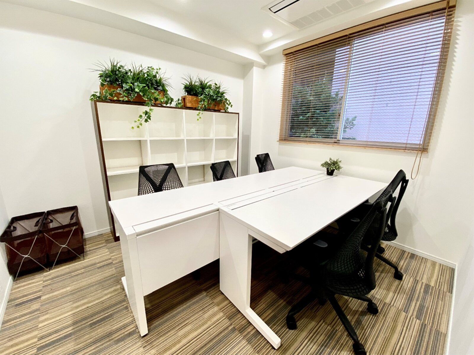 スモールオフィス(5名用)