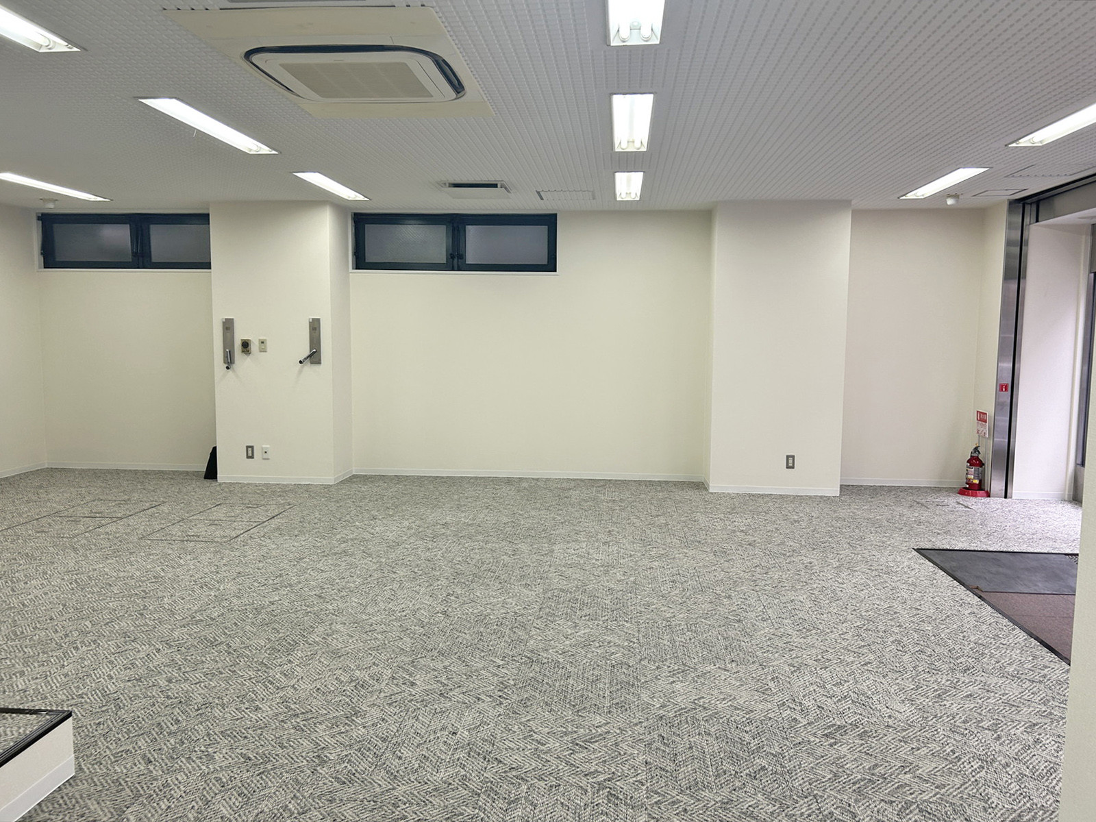 オフィス室内参考画像(1階・約32坪)