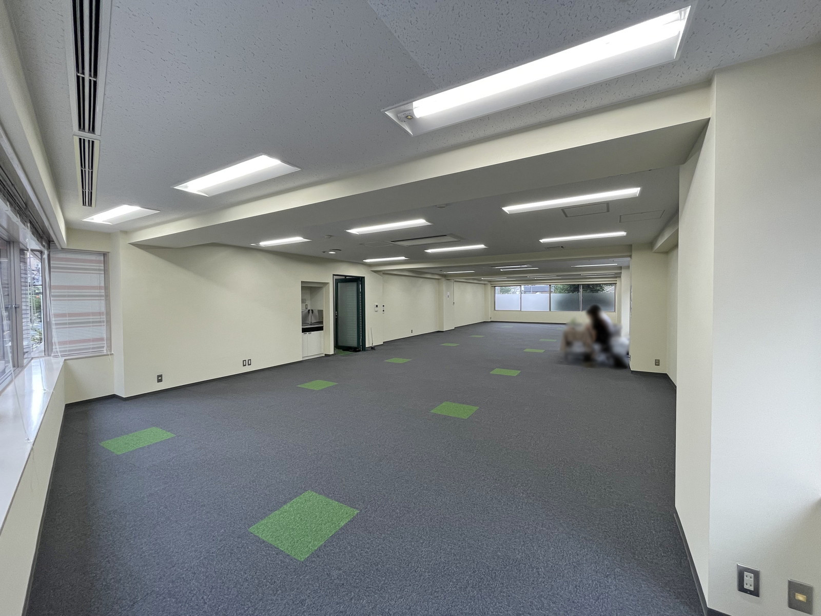 別角度の様子
