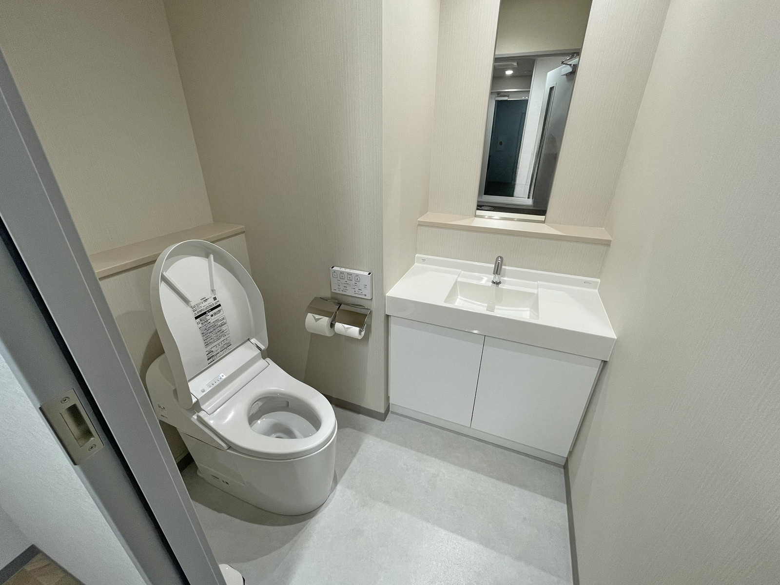 女性用トイレ全体の様子