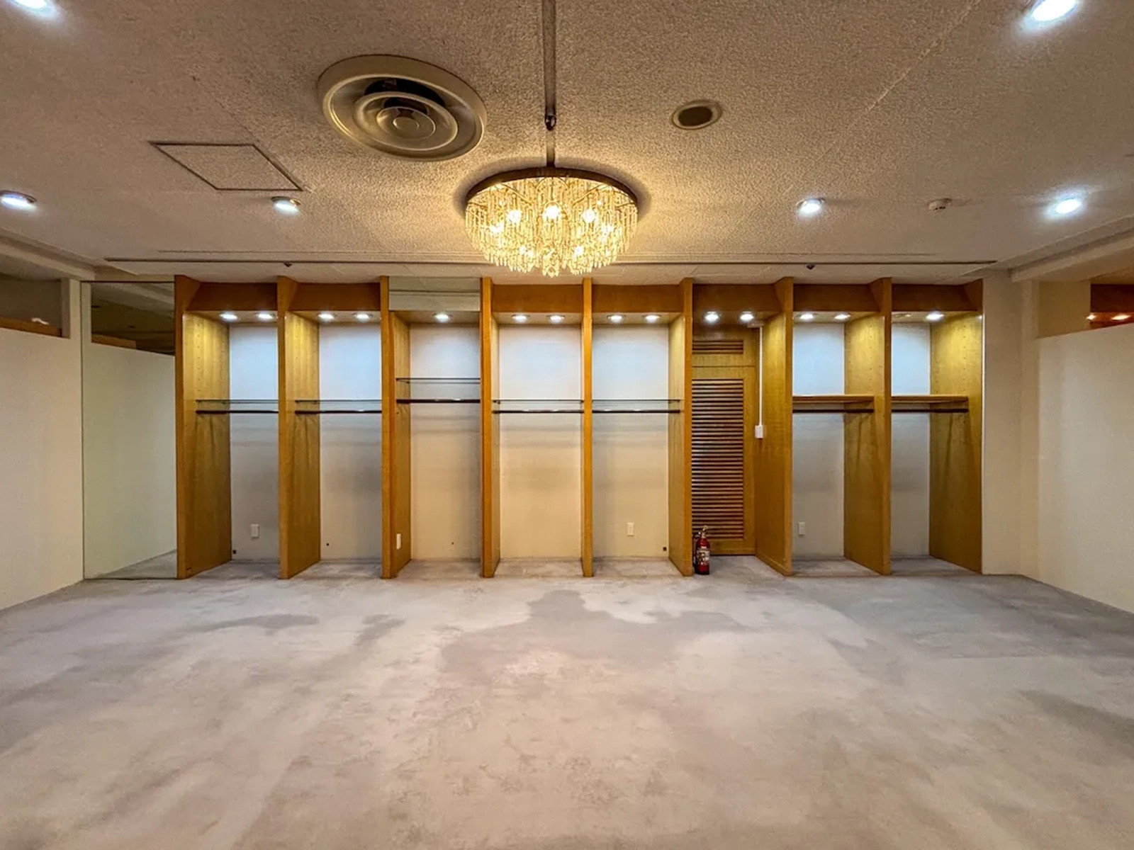 室内4