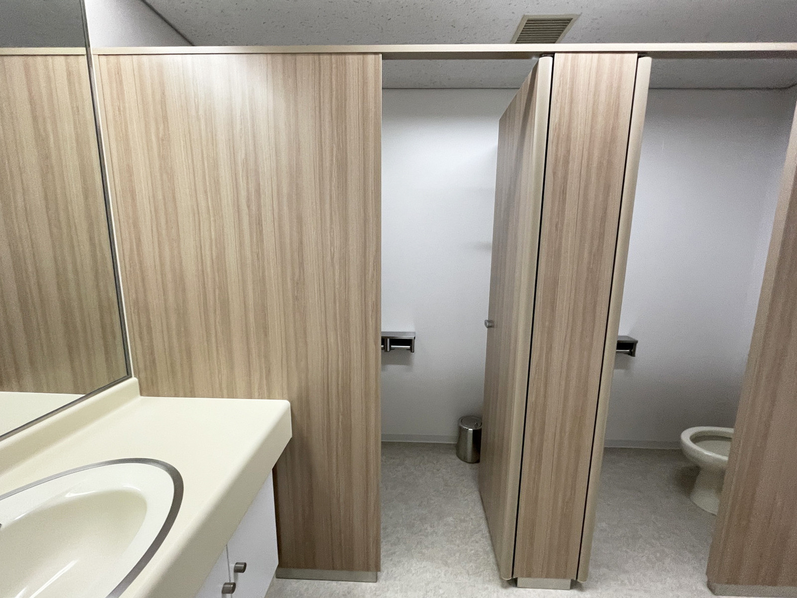 女性用トイレ全体の様子