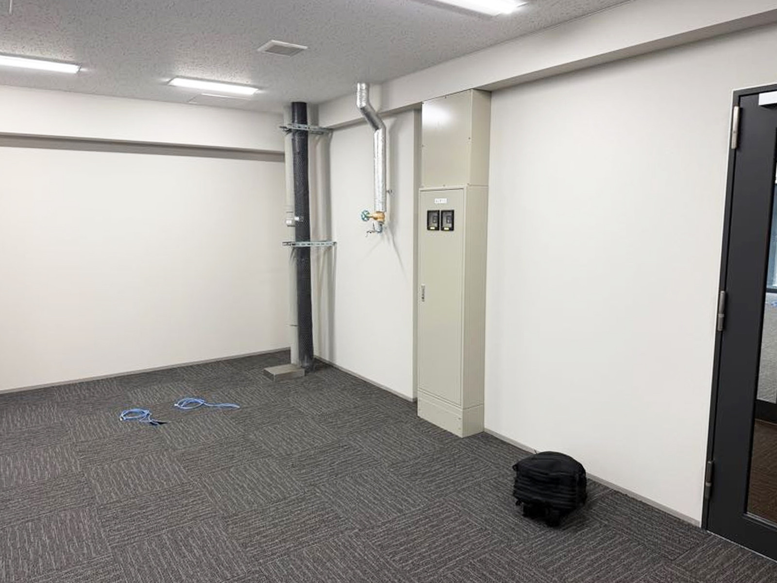 貸室奥の様子