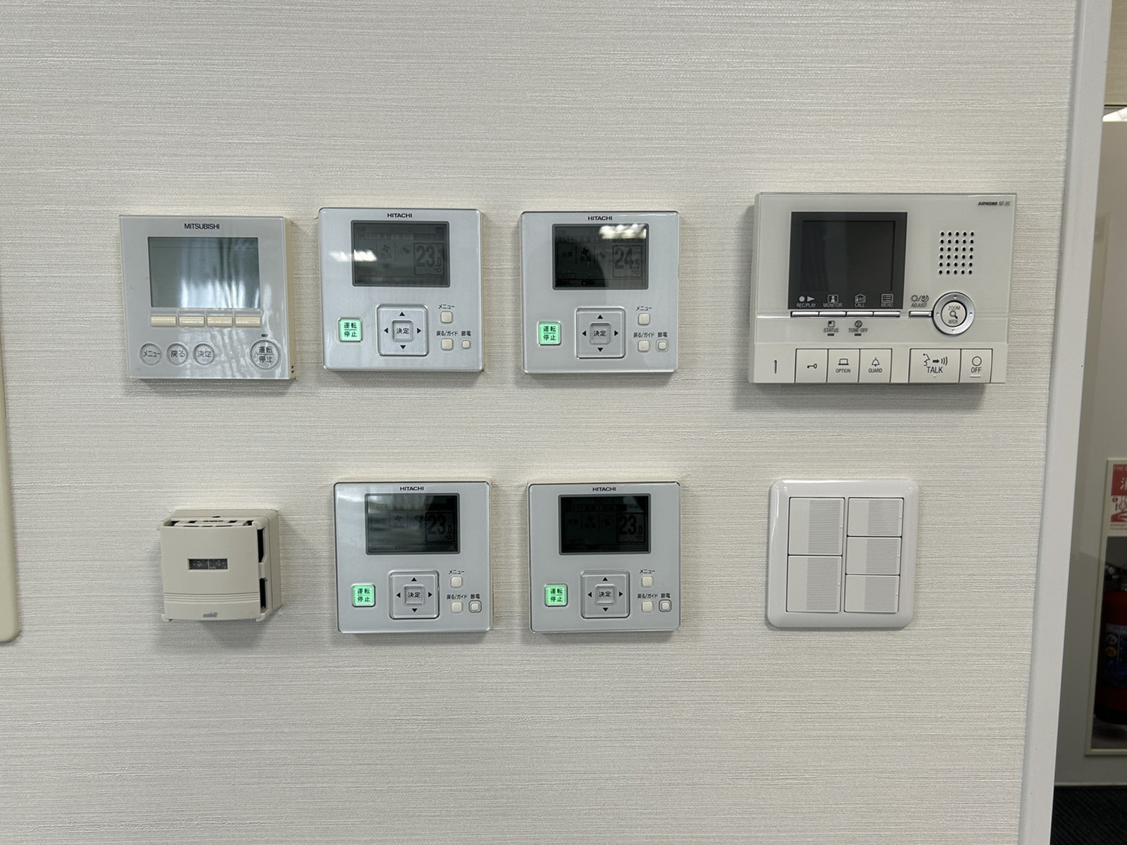 スイッチ類