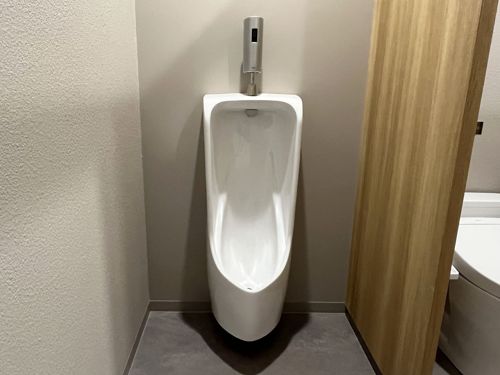 男性用トイレ