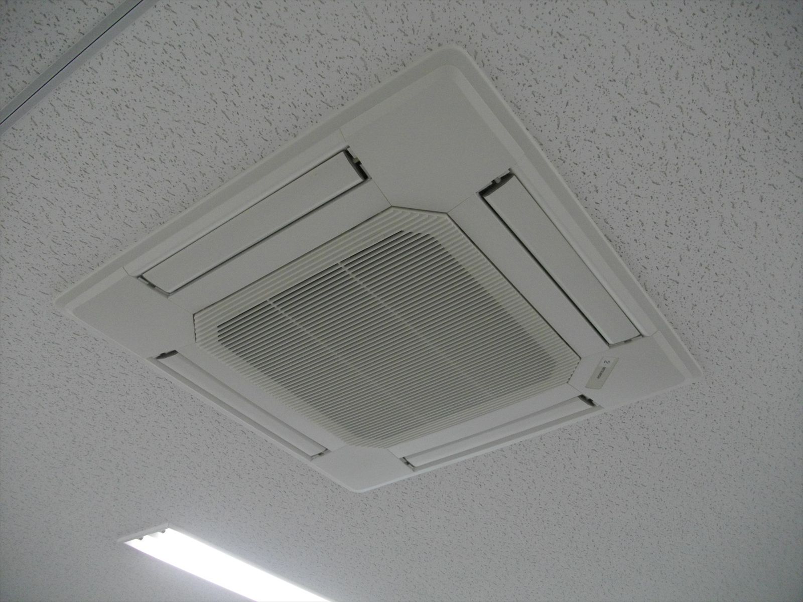 空調吹き出し口