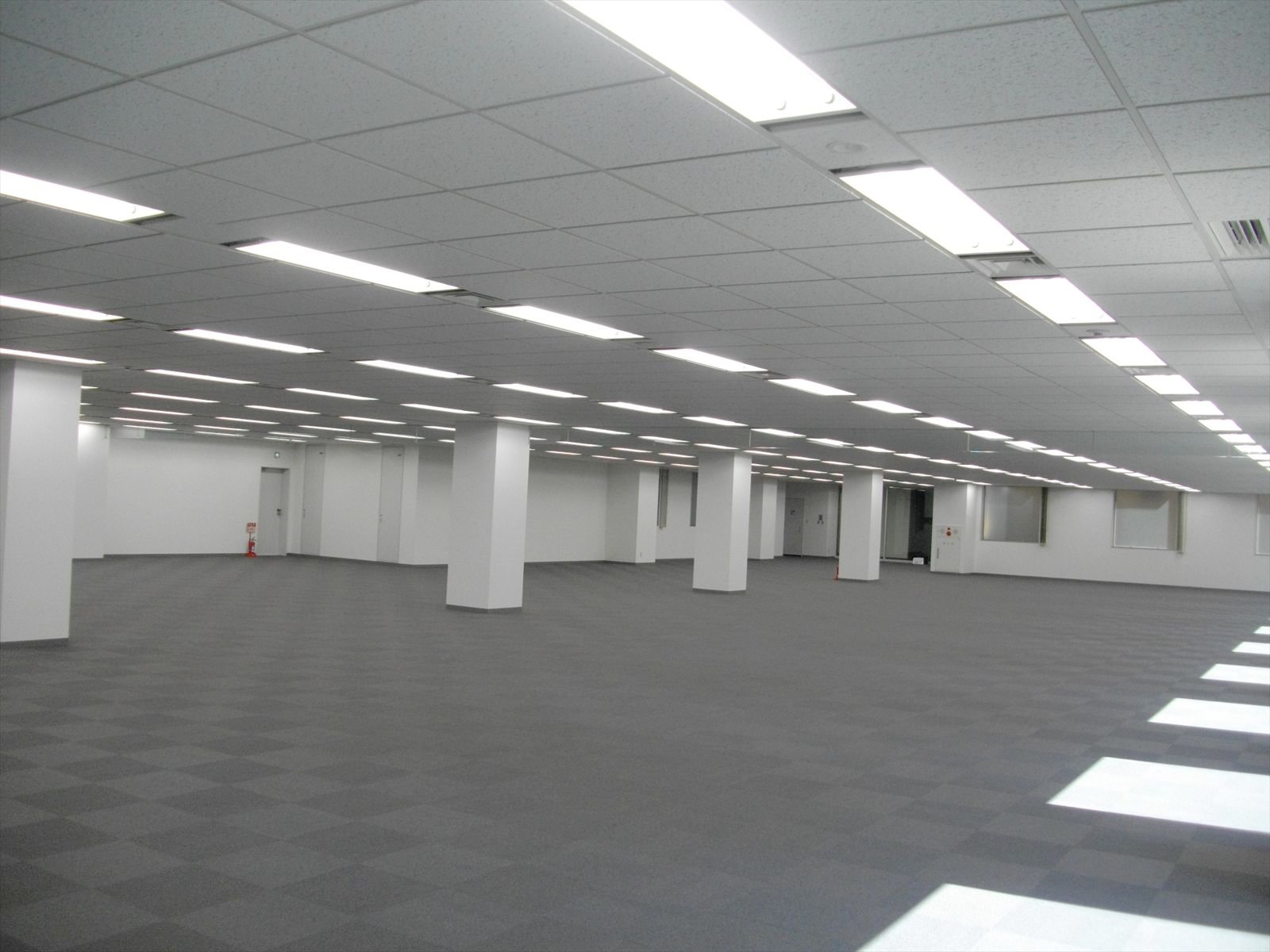 別角度の様子