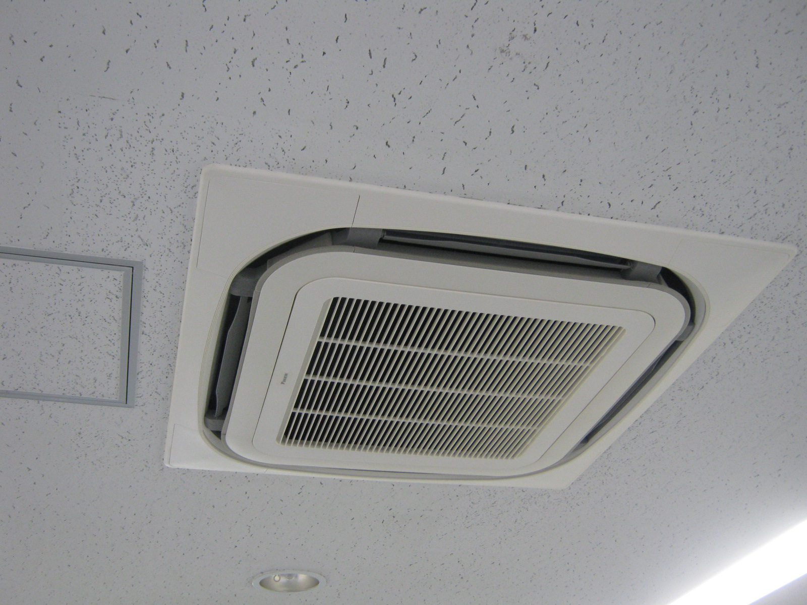 空調吹き出し口