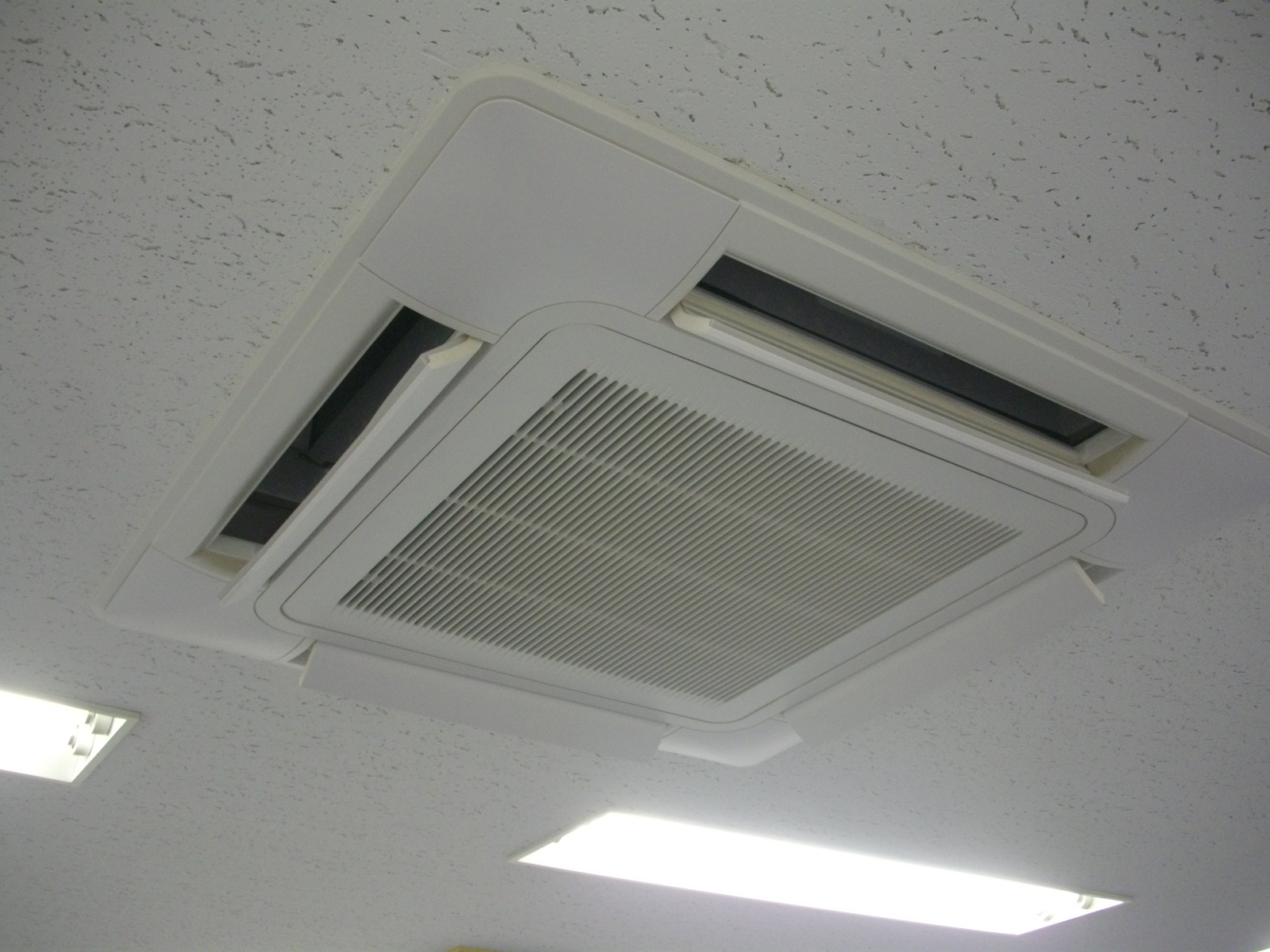空調