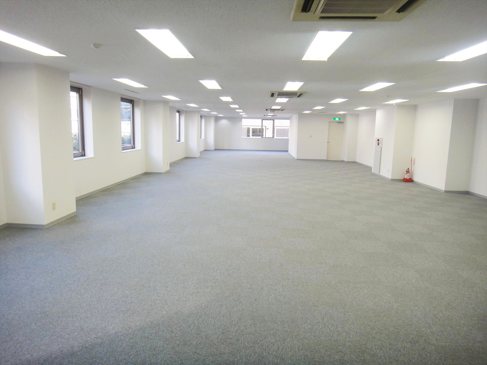 オフィス室内の雰囲気(4階99.76坪)