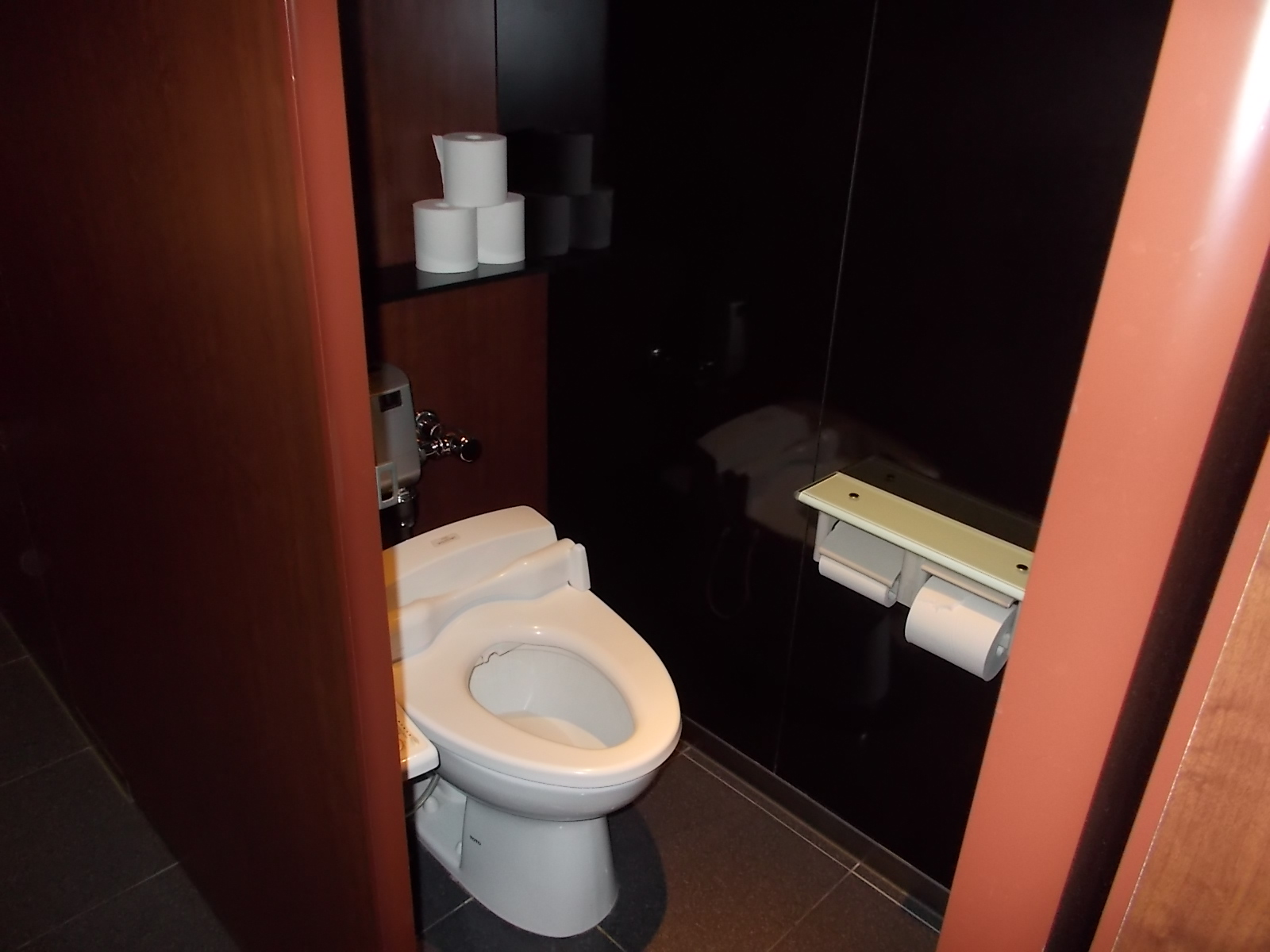 トイレ個室