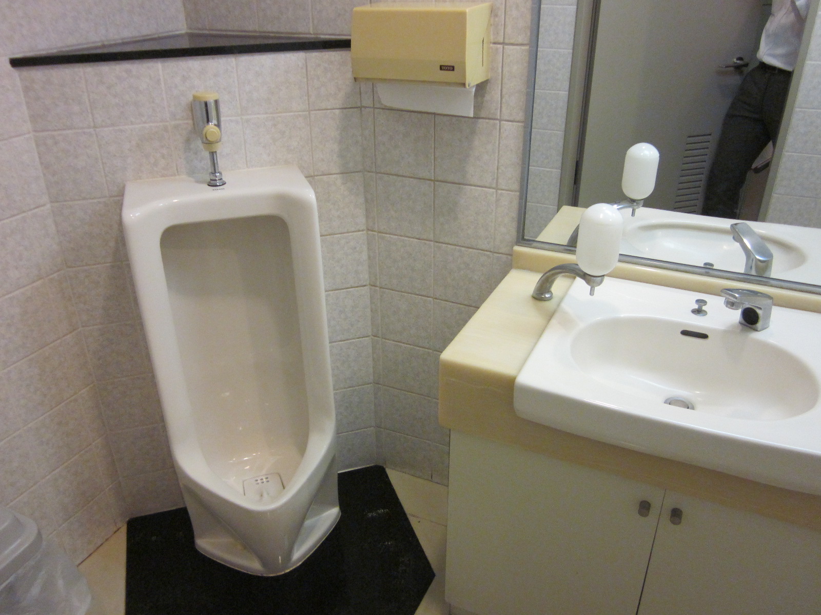 男性用トイレ