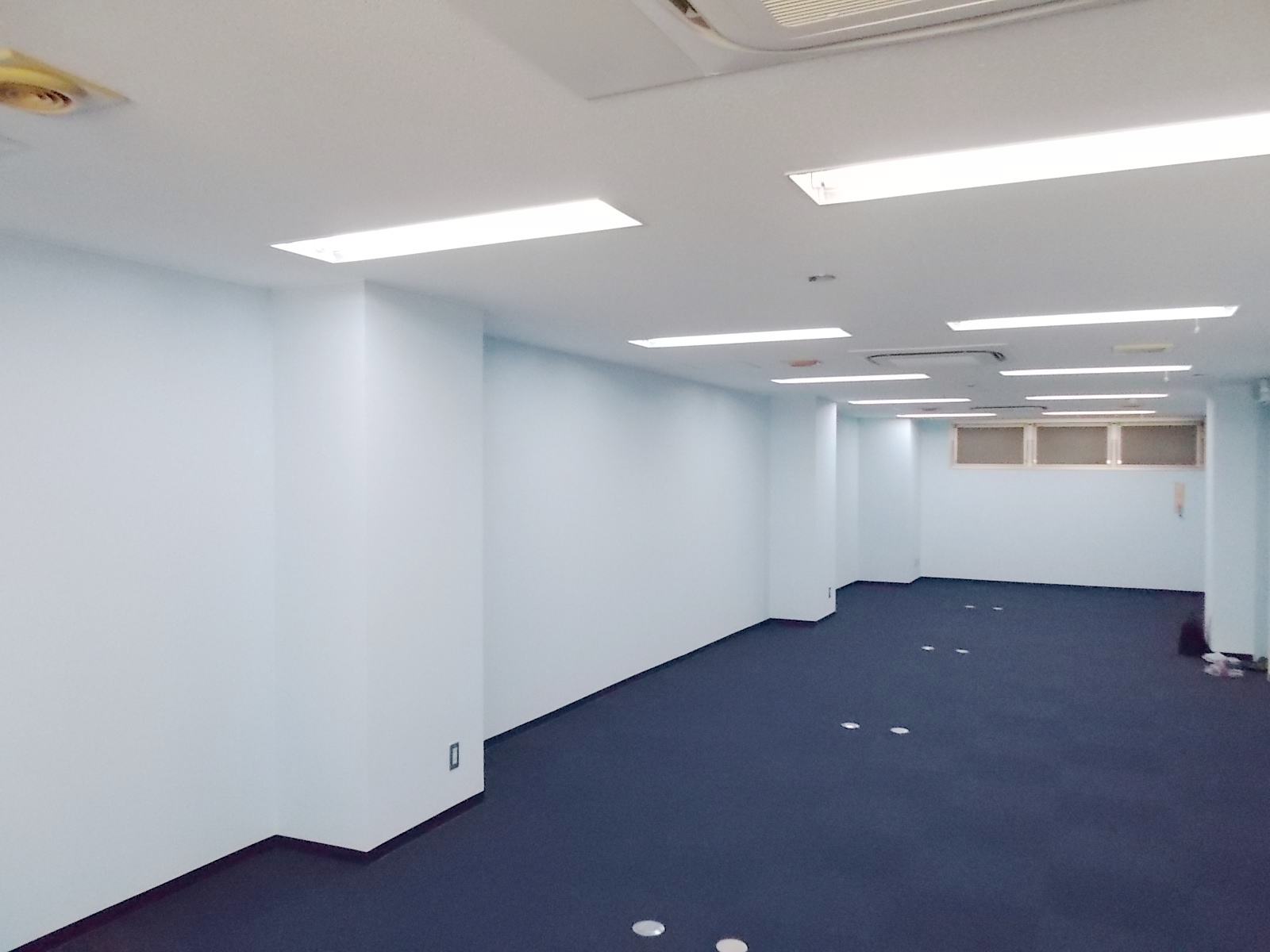 オフィス室内参考画像