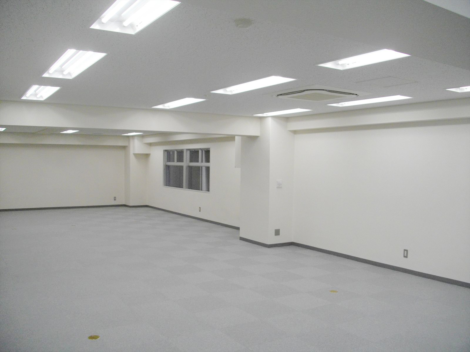 別角度の様子