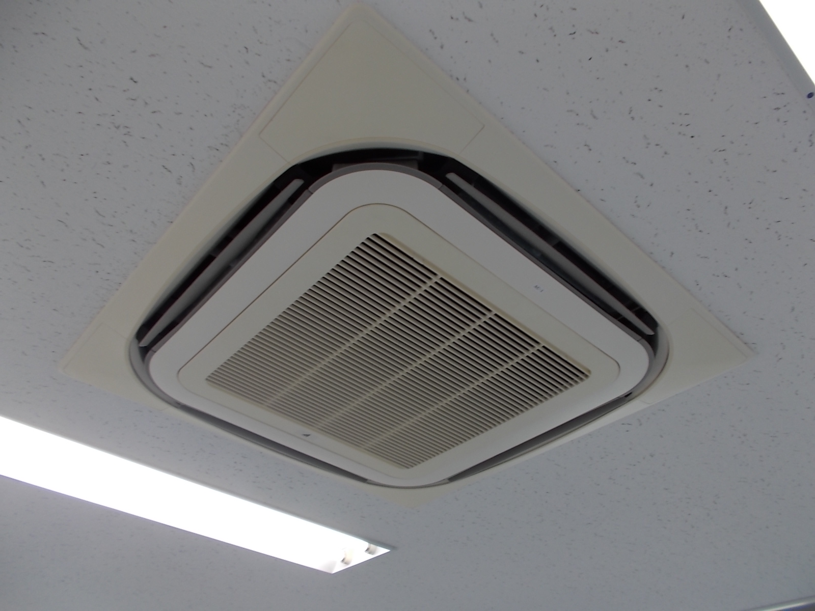 空調吹き出し口