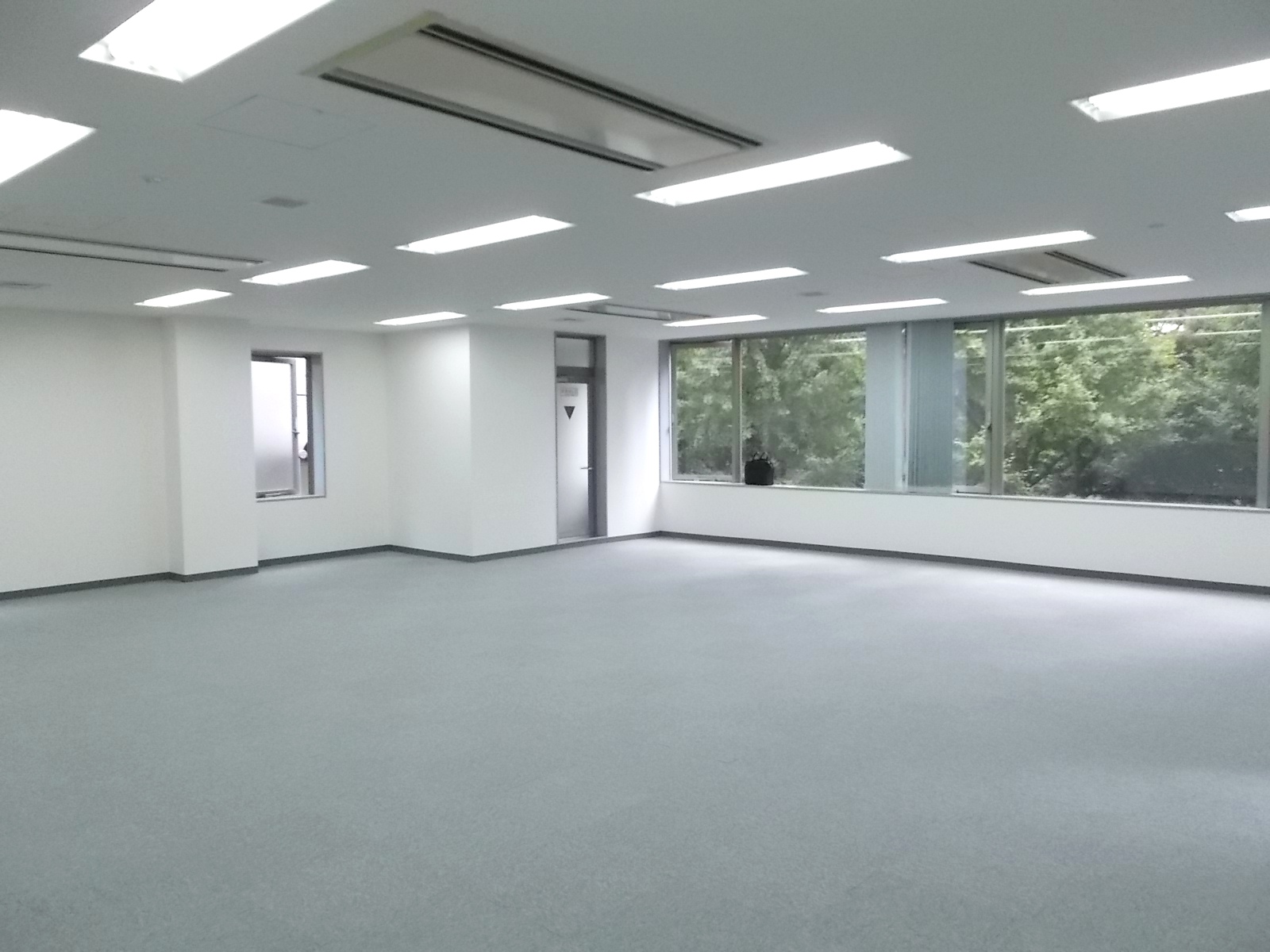 明るい室内