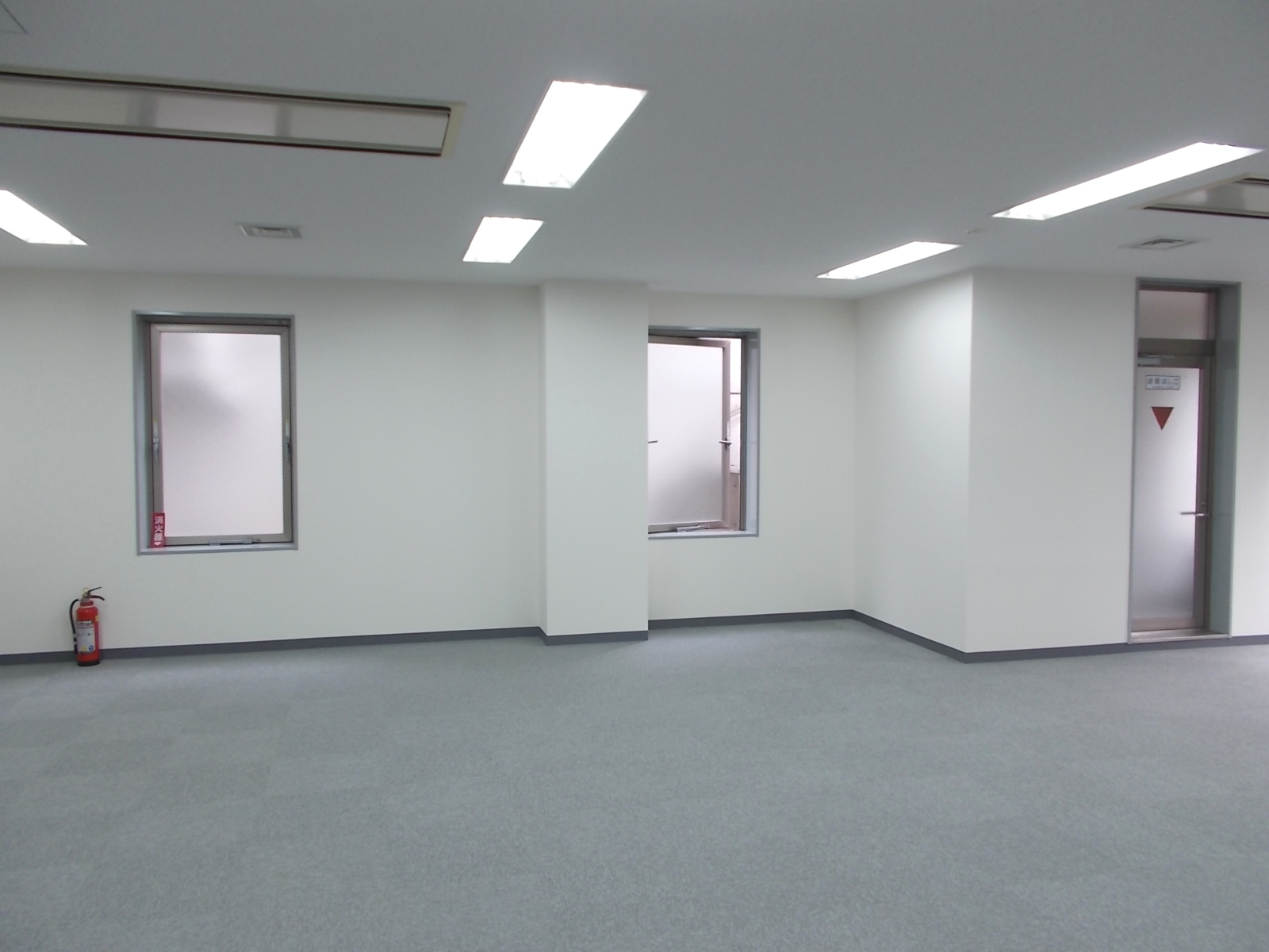 室内1