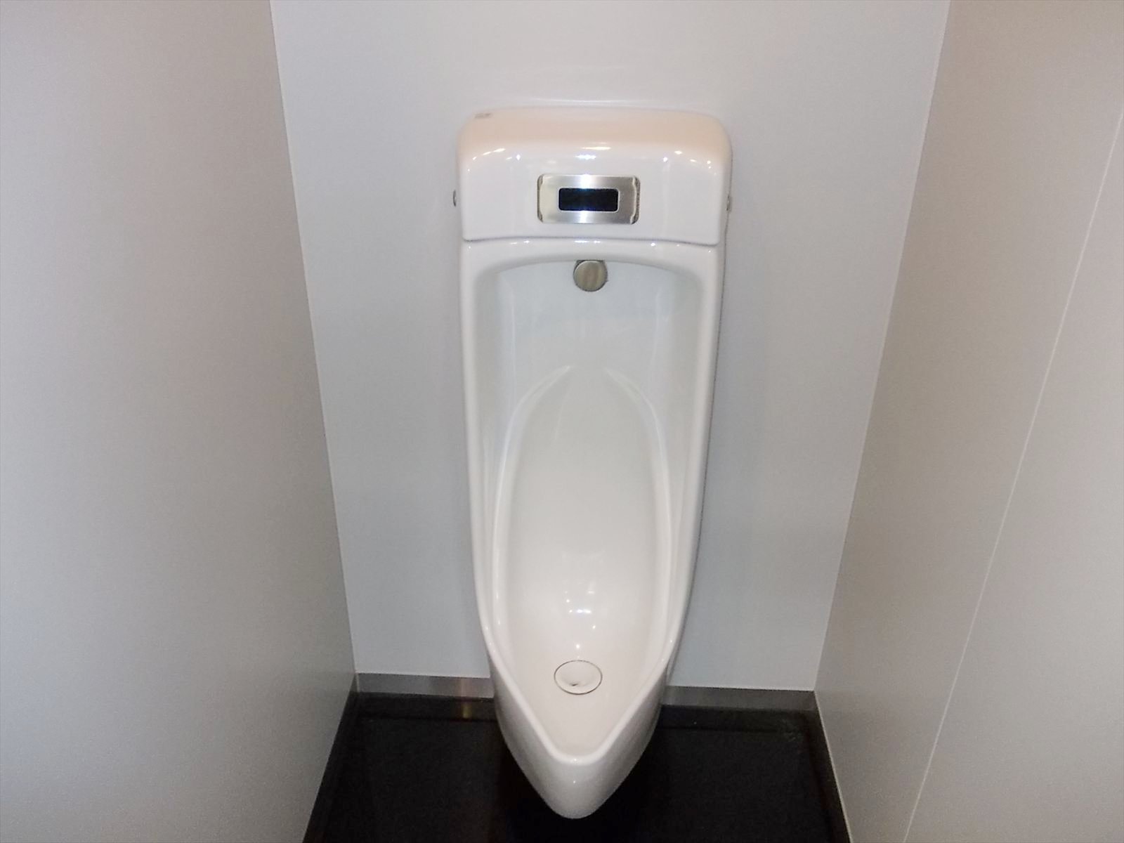 男性用トイレ