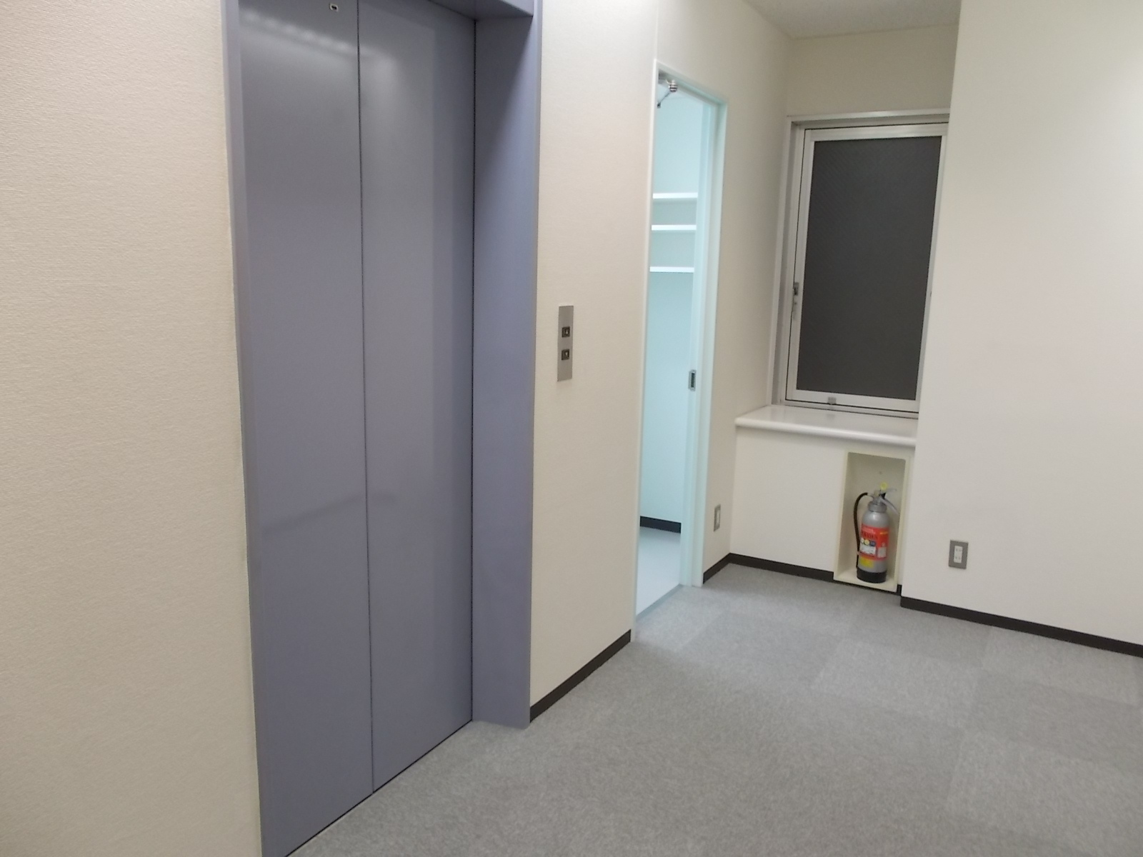 エレベーターホール
