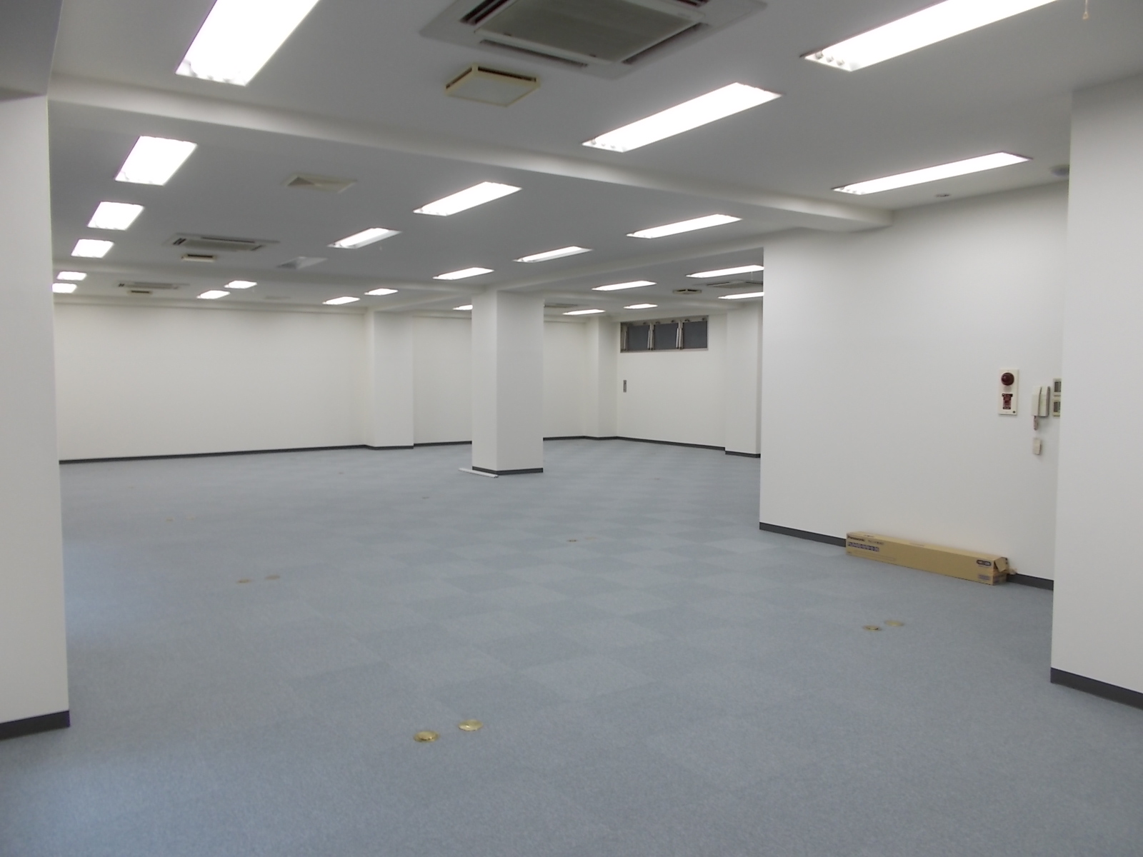 オフィス室内参考画像(1階・約58坪)
