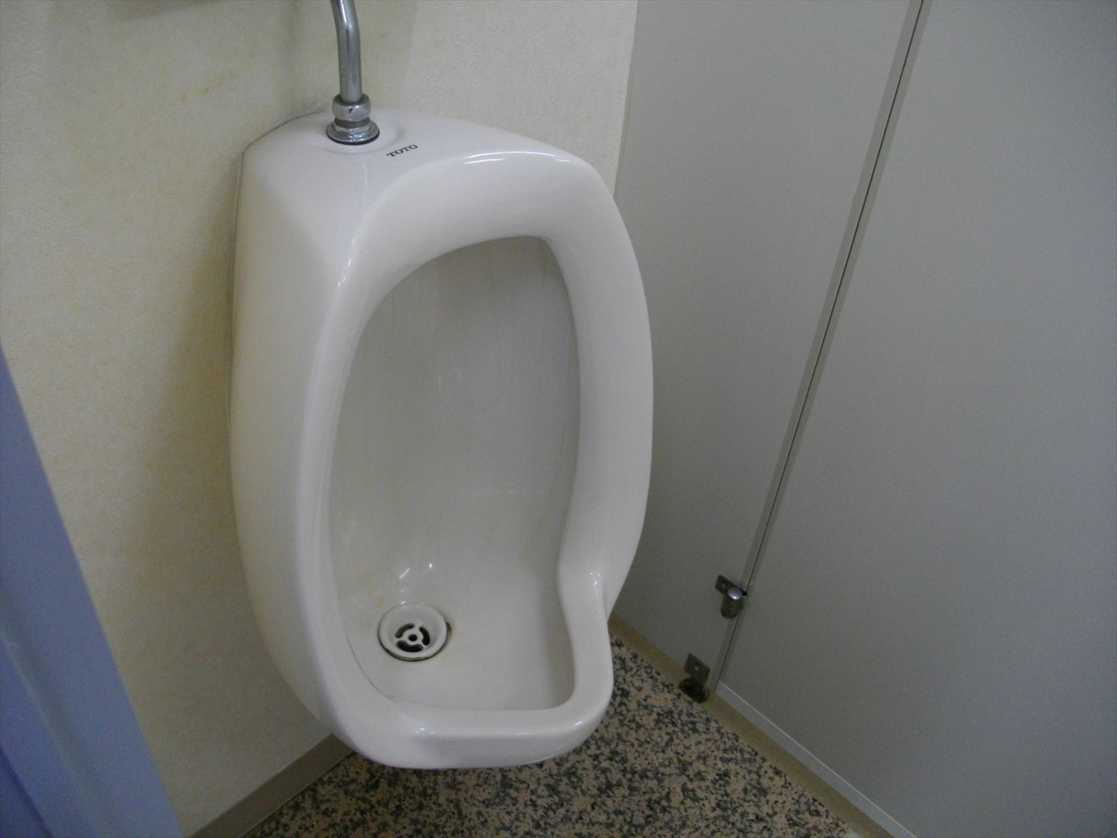 男性用トイレ
