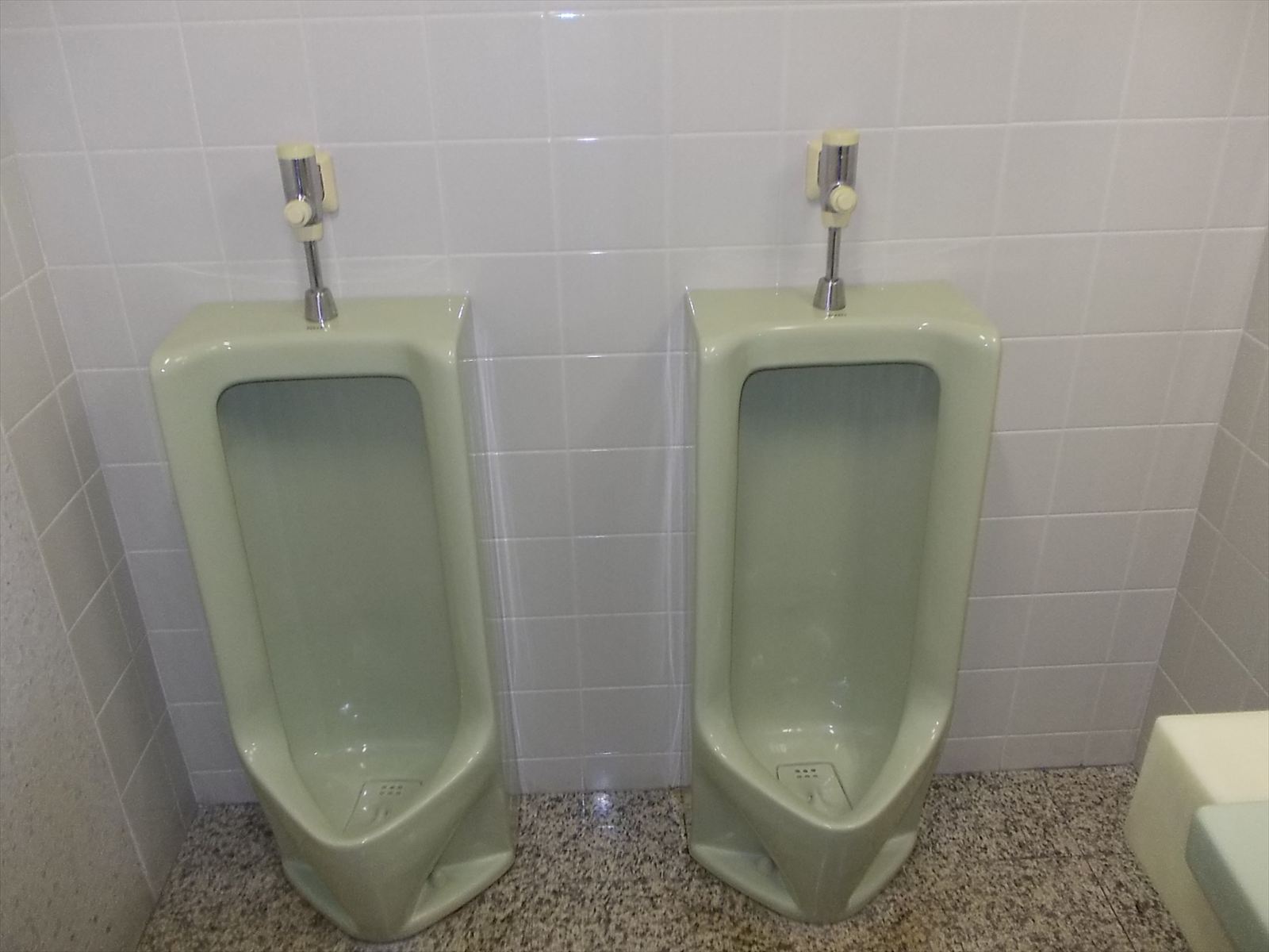 男性用トイレ