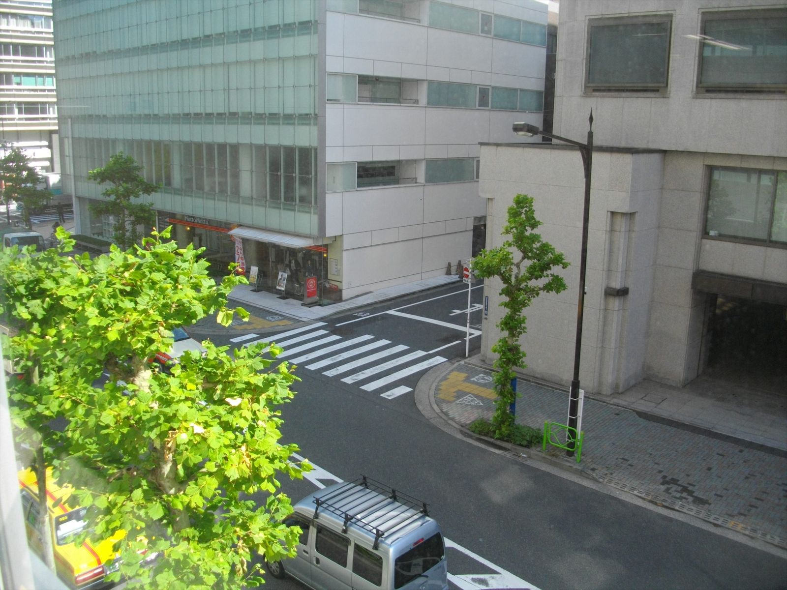 平成通りを臨む眺望