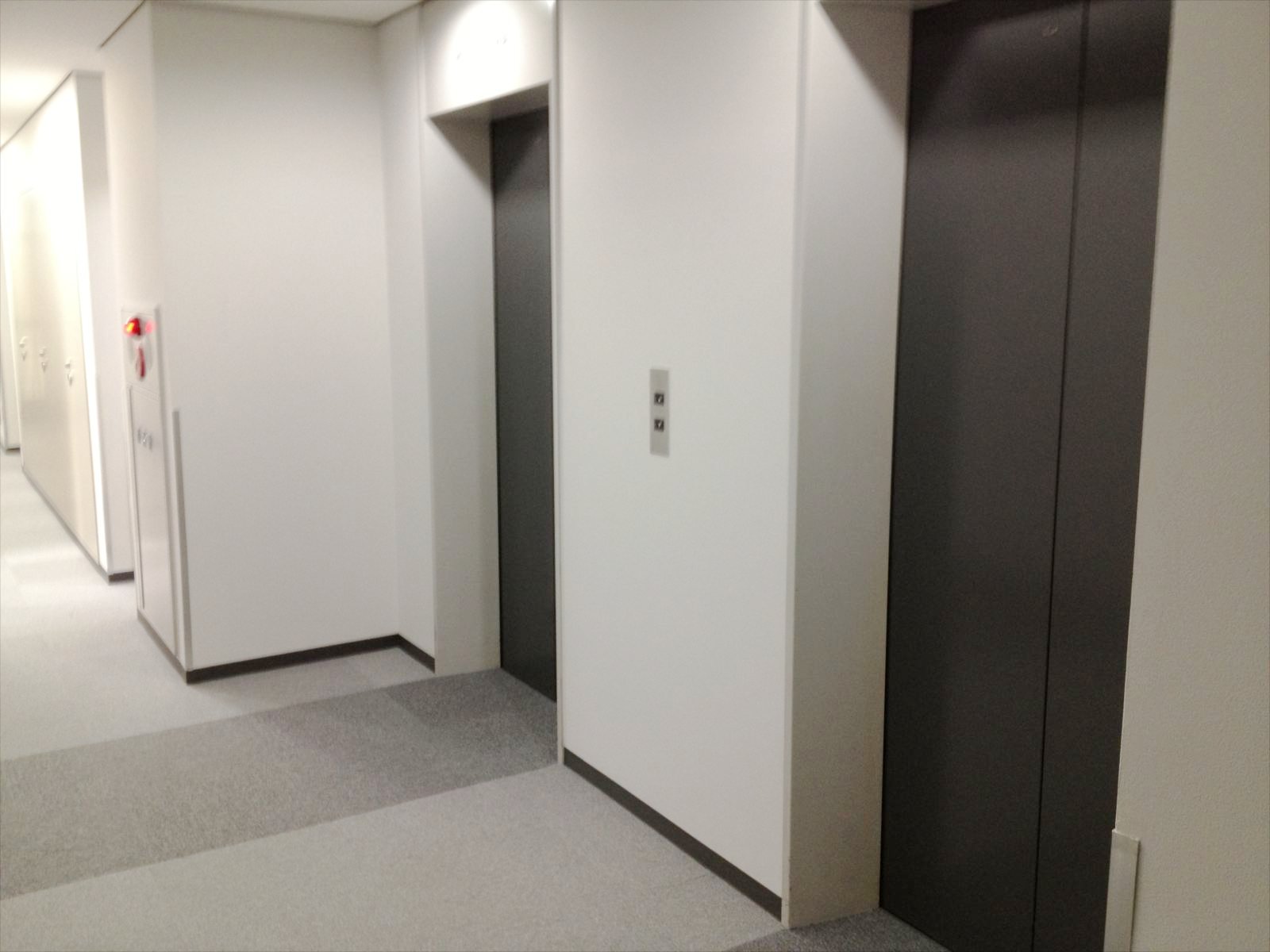 エレベーターホール