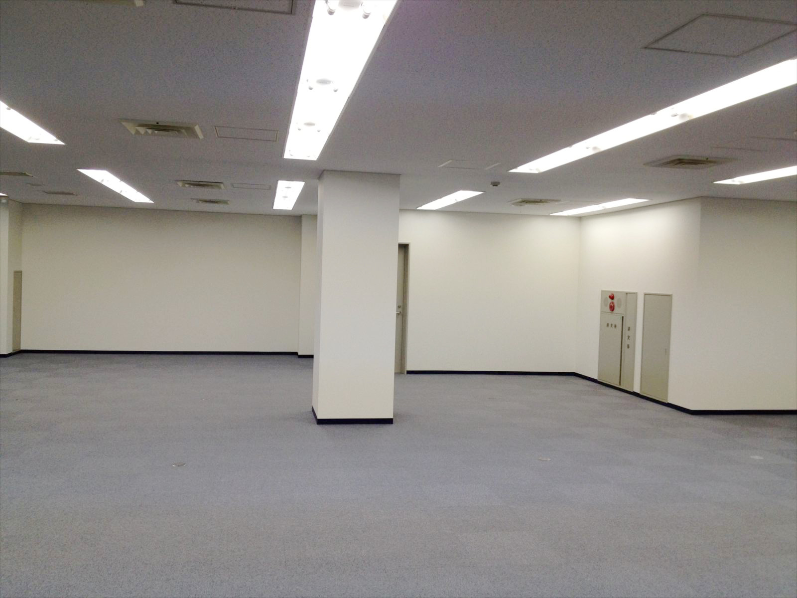 柱はレイアウトに利用すると良いでしょう