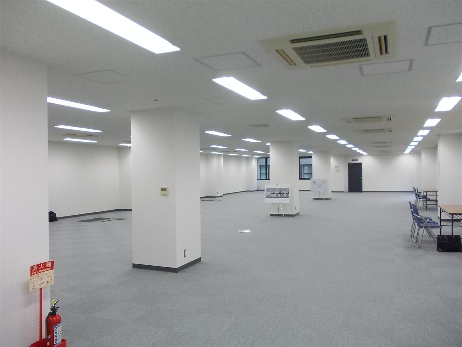 オフィス室内参考画像