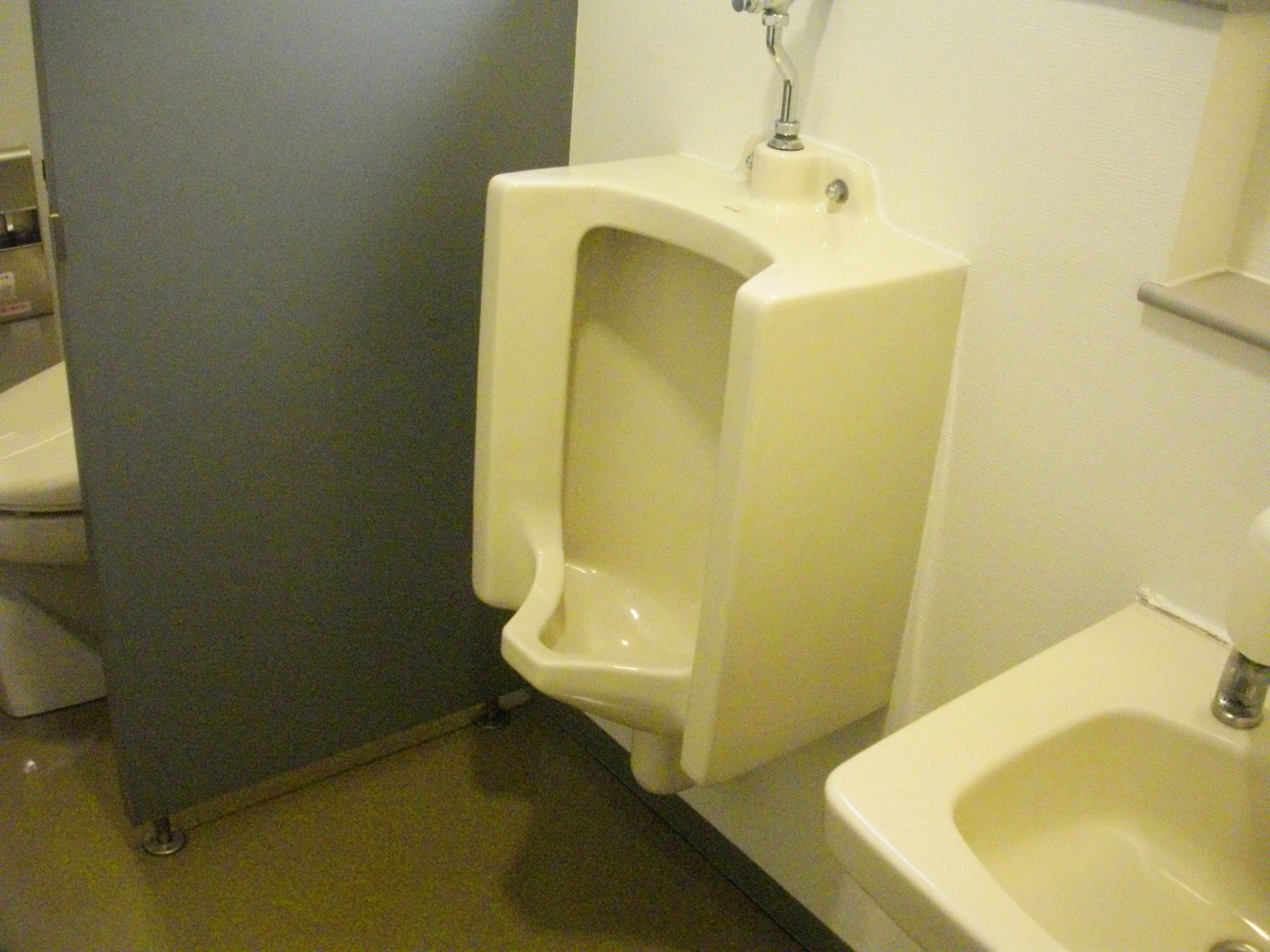 男性用トイレ