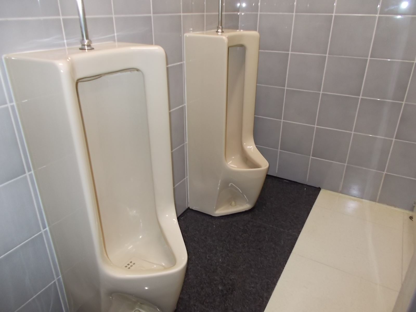 男性用便器